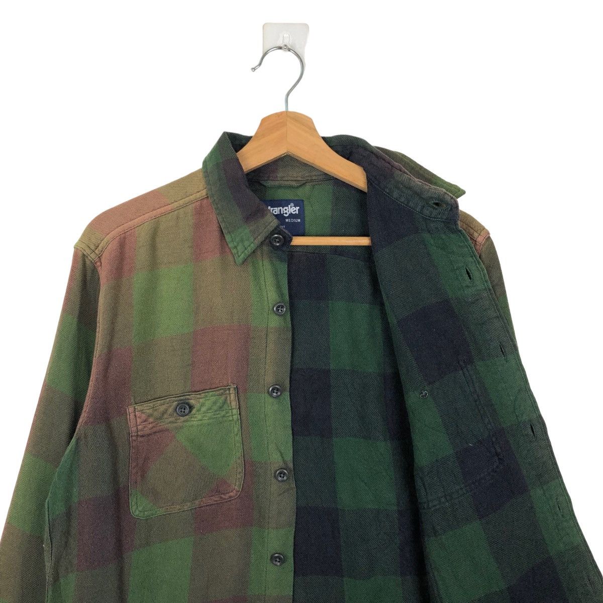 Japanese Brand 🔥90’s VINTAGE WRANGLER FLANNEL JACKET TARTAN DESIGN Size US M / EU 48-50 / 2 - 9 Thumbnail