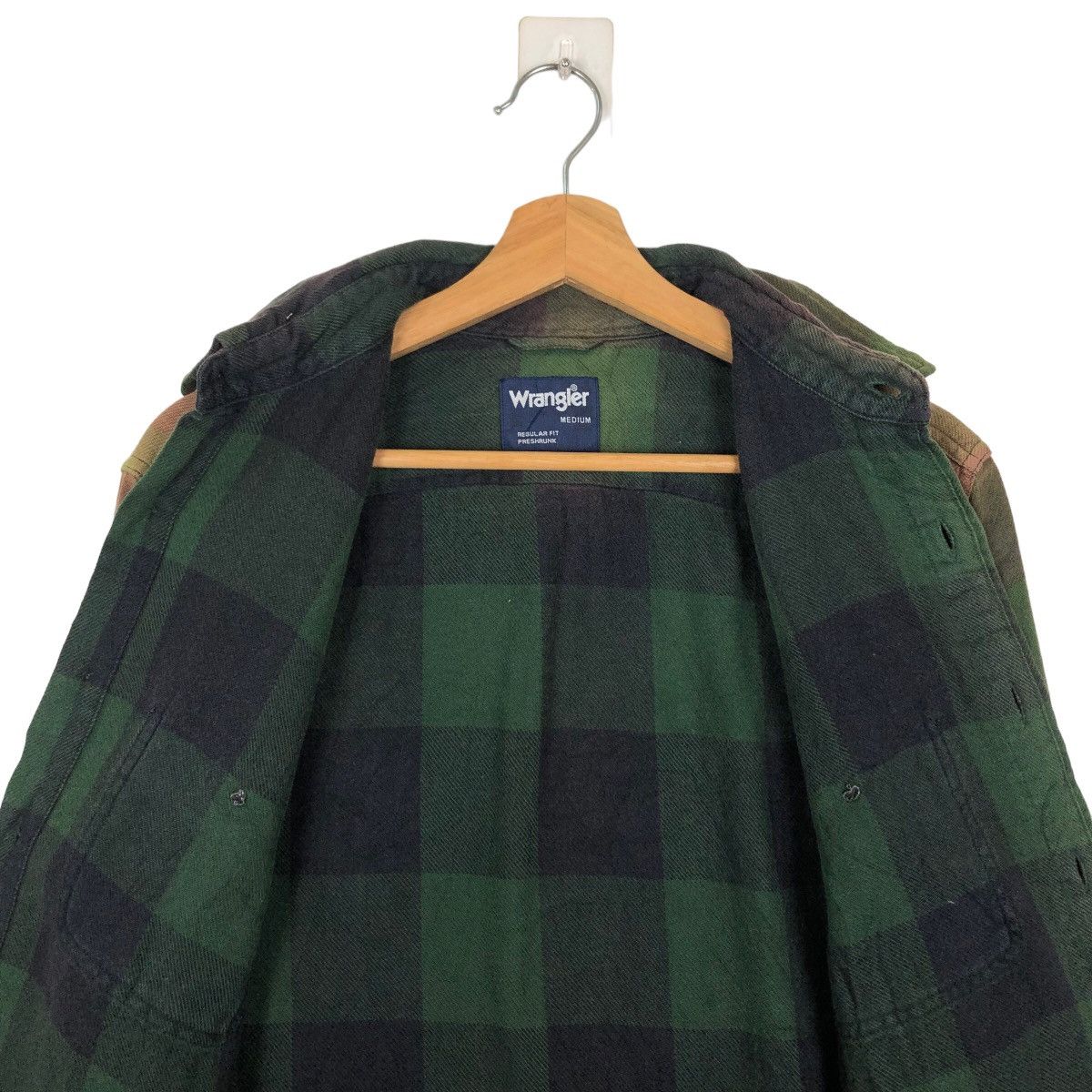 Japanese Brand 🔥90’s VINTAGE WRANGLER FLANNEL JACKET TARTAN DESIGN Size US M / EU 48-50 / 2 - 10 Thumbnail