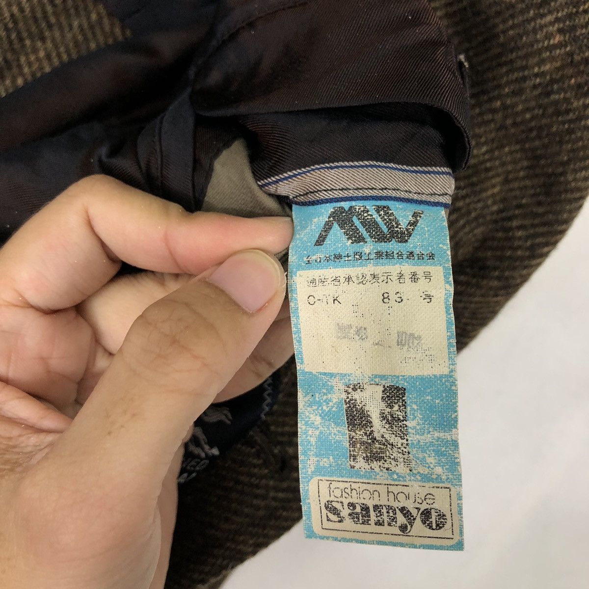 Burberry VINTAGE BURBERRYS HERRINGBONE DOUBLE BREAST JAPAN MADE Size US S / EU 44-46 / 1 - 13 Thumbnail
