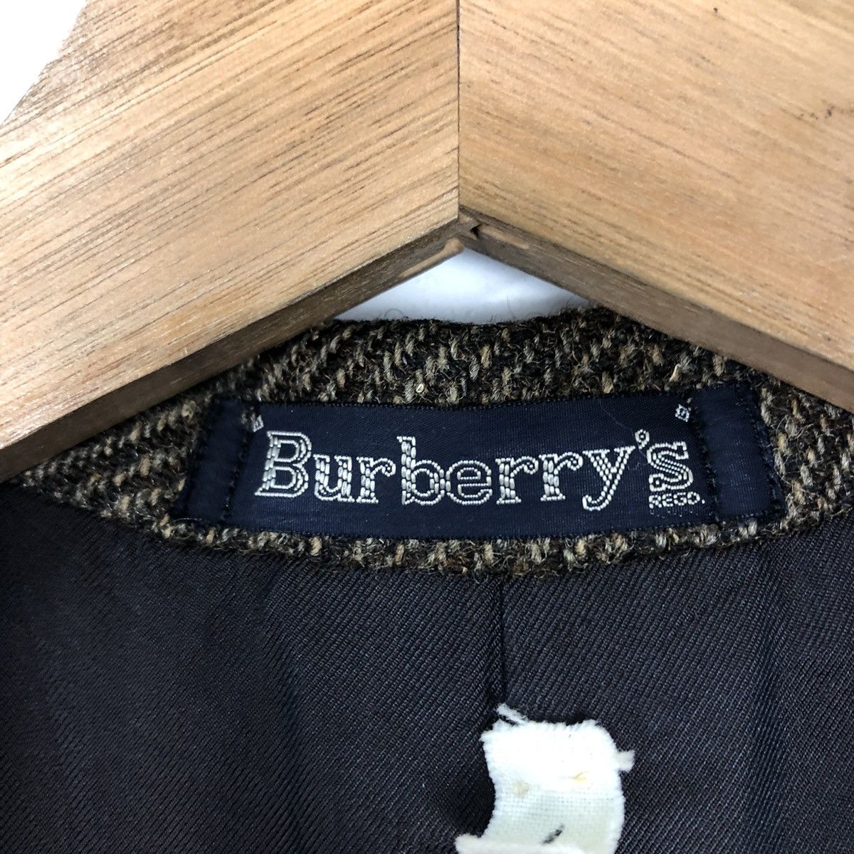 Burberry VINTAGE BURBERRYS HERRINGBONE DOUBLE BREAST JAPAN MADE Size US S / EU 44-46 / 1 - 14 Thumbnail
