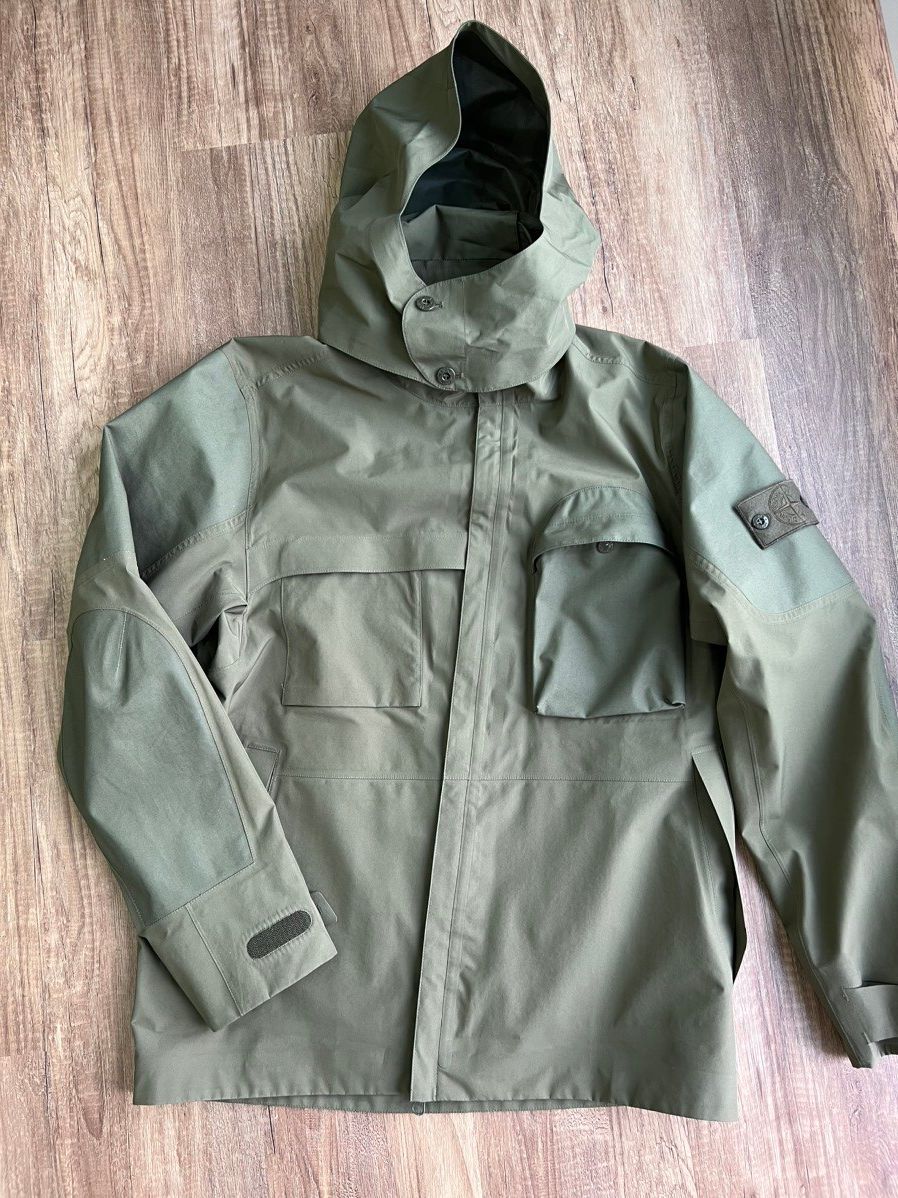 Pre-owned Stone Island Ghost Tank Shield Jacket In Olive
