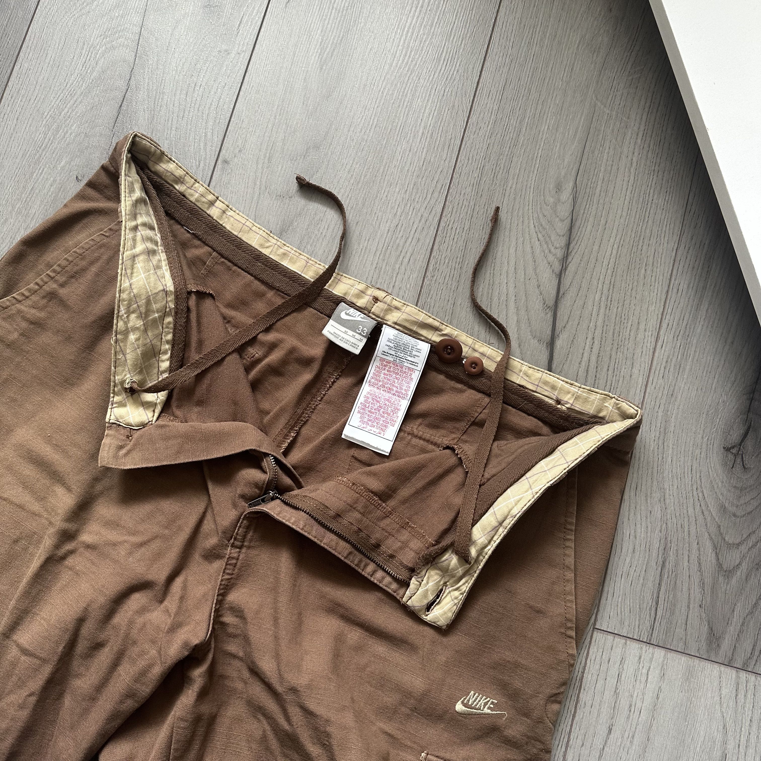 Other Rare Nike SB y2k Vintage Workers Brown Cargo Shorts Size US 32 / EU 48 - 5 Thumbnail