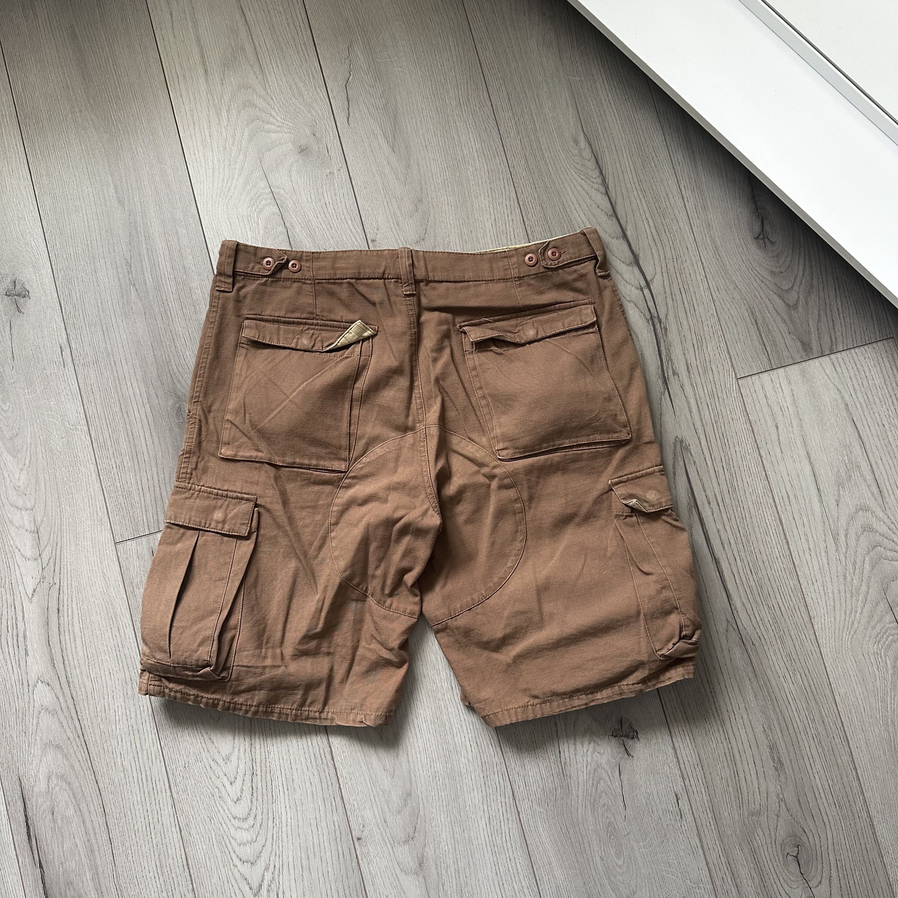 Other Rare Nike SB y2k Vintage Workers Brown Cargo Shorts Size US 32 / EU 48 - 7 Thumbnail