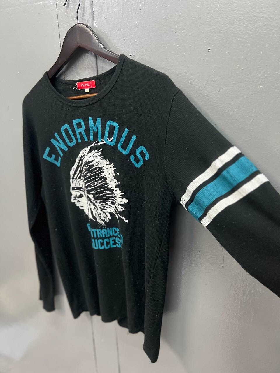 Vintage ENORMOUS RED INDIAN BIG LOGO TSHIRT Size US L / EU 52-54 / 3 - 7 Thumbnail