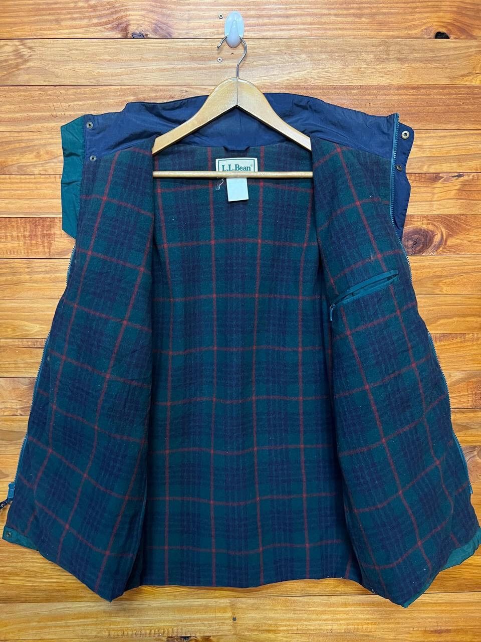 VINTAGE LL BEAN NYLON JACKET