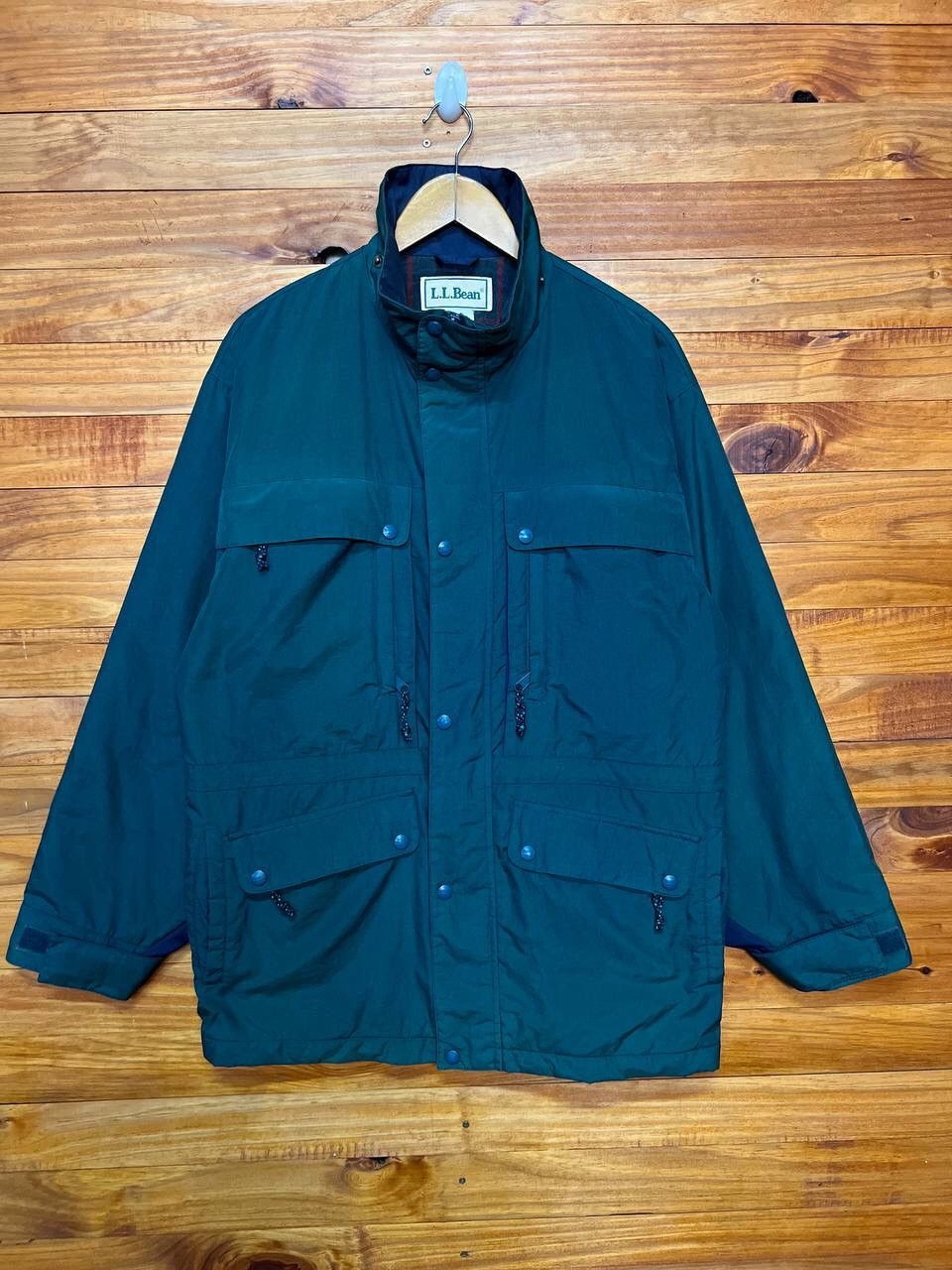 VINTAGE LL BEAN NYLON JACKET