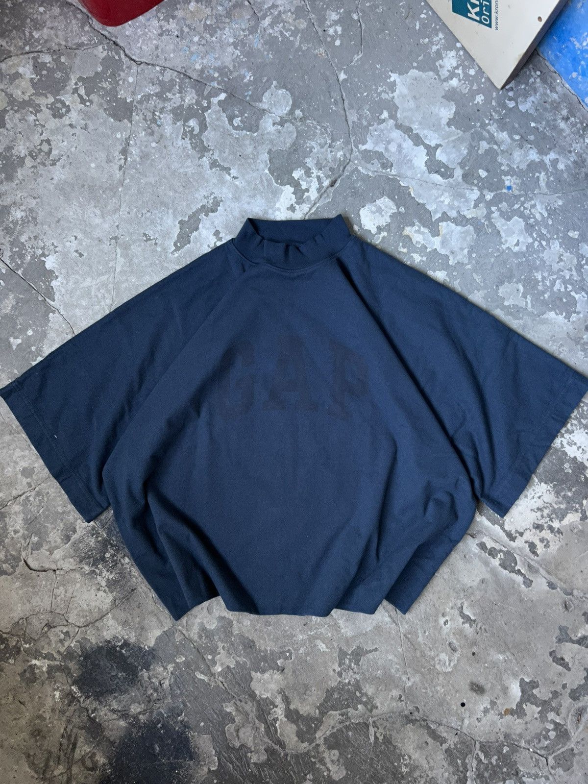 Gap NEW YEEZY GAP NO SEAM TEE DOVE Size US S / EU 44-46 / 1 - 8 Thumbnail