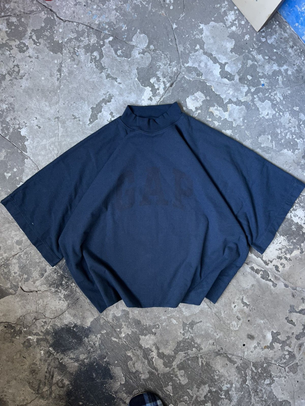 Gap NEW YEEZY GAP NO SEAM TEE DOVE Size US S / EU 44-46 / 1 - 9 Thumbnail