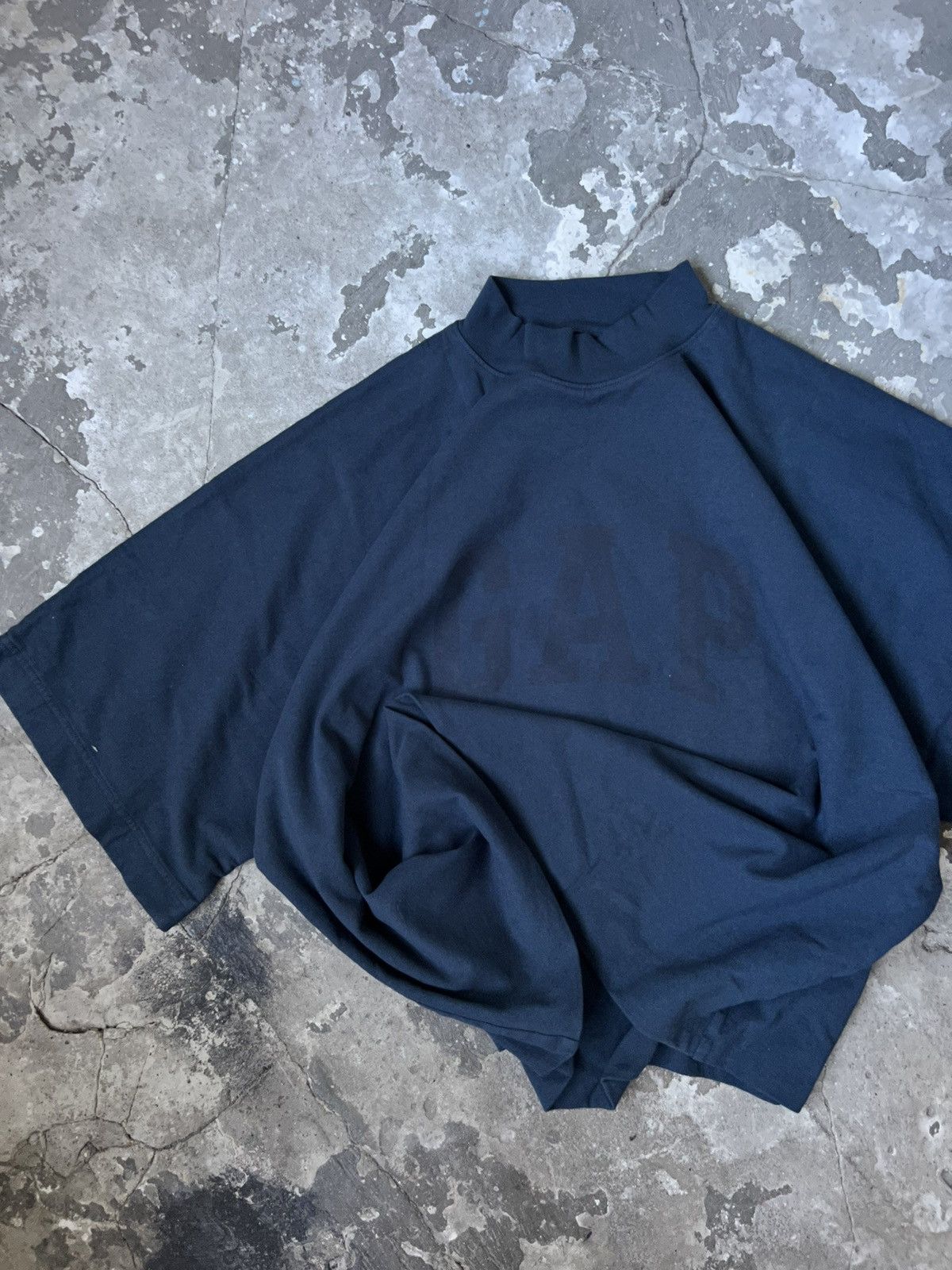 Gap NEW YEEZY GAP NO SEAM TEE DOVE Size US S / EU 44-46 / 1 - 7 Thumbnail