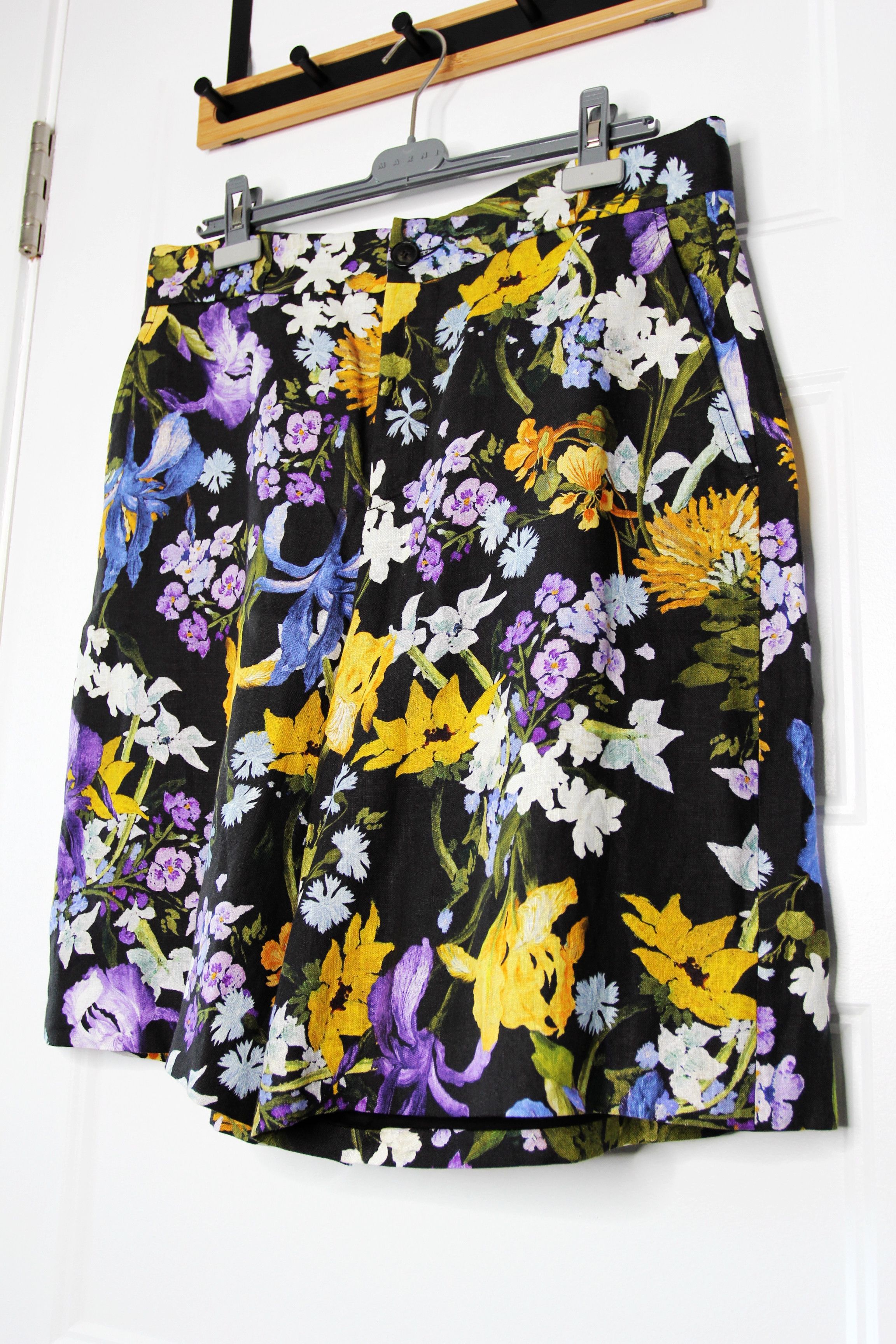 Erdem BNWT SS23 ERDEM MILES CEDRIC GARDEN FLORAL LINEN SHORTS 48 Size US 32 / EU 48 - 5 Thumbnail