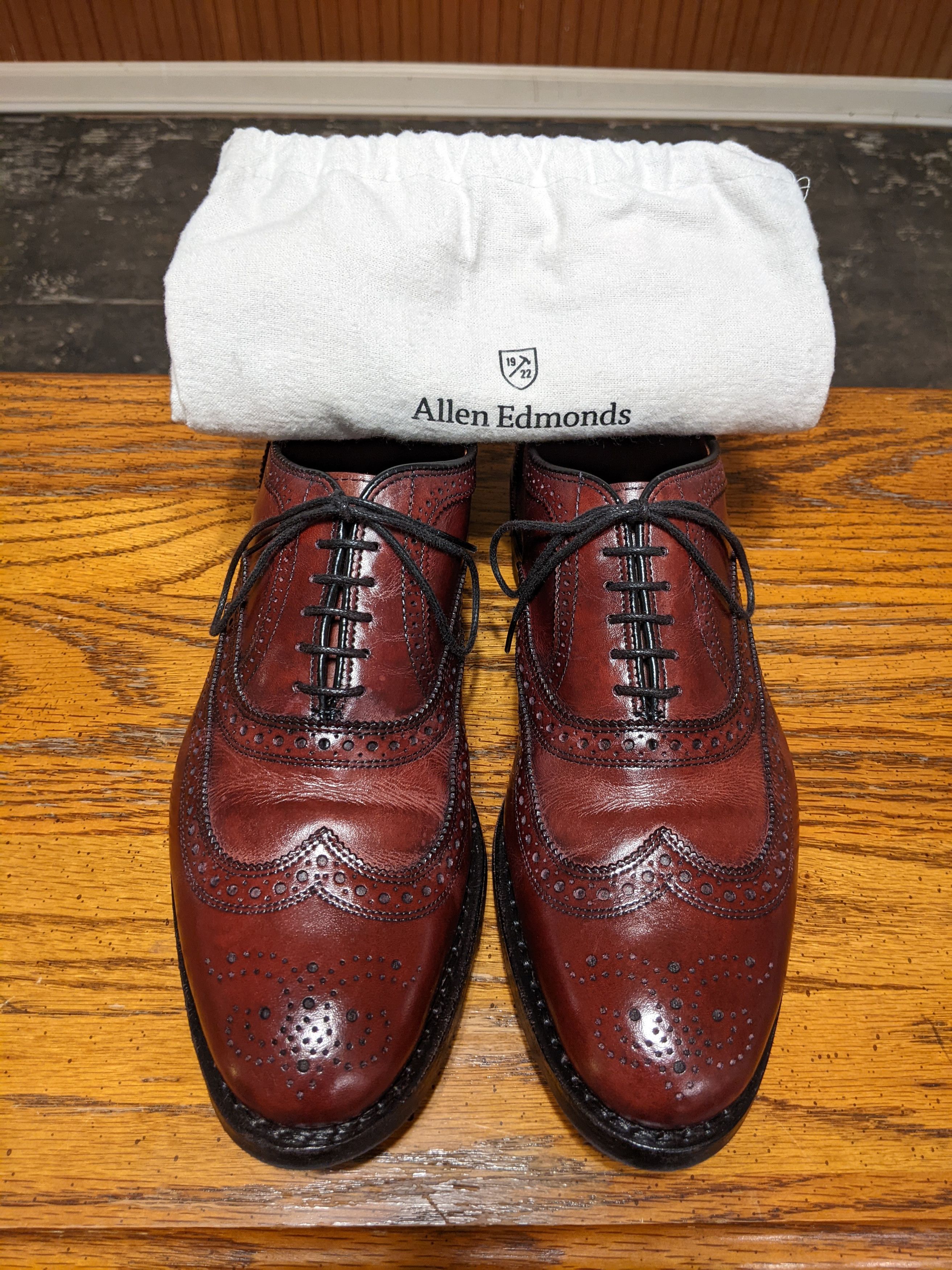 Mcallister wingtip oxford best sale