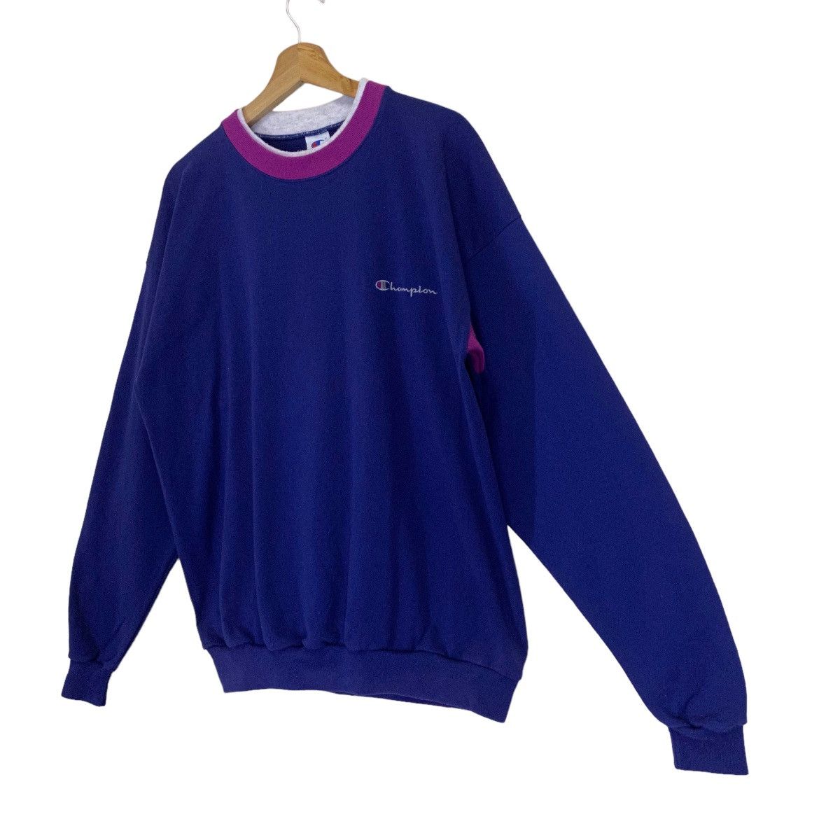 Champion × Sports Specialties Vintage 90s Champion Small Logo Crewneck Sweatshirt Size L Size US L / EU 52-54 / 3 - 3 Thumbnail