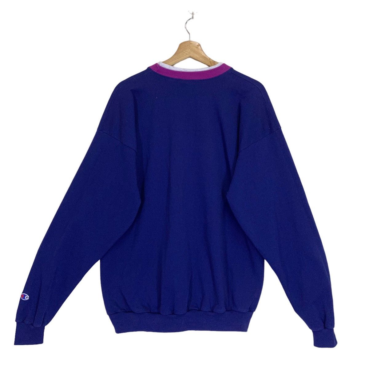 Champion × Sports Specialties Vintage 90s Champion Small Logo Crewneck Sweatshirt Size L Size US L / EU 52-54 / 3 - 7 Thumbnail