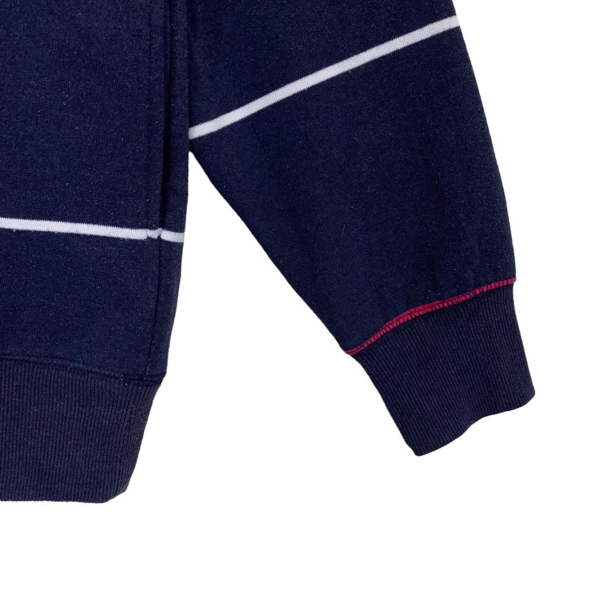 Fila × Vintage Vintage 90s Fila Small Logo Crewneck Sweathirt Size M Size US M / EU 48-50 / 2 - 6 Thumbnail