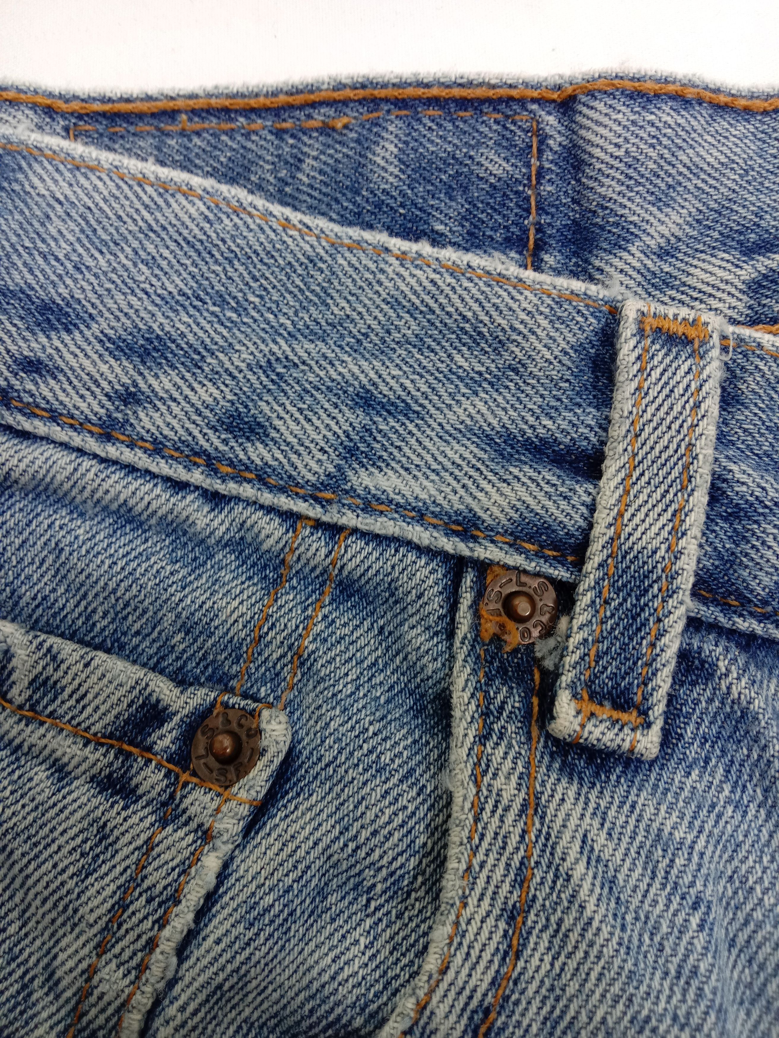 Levi's Vintage Levi's 569 Jeans Stone Wash Loose Straight Fit Denim Size US 35 - 12 Thumbnail