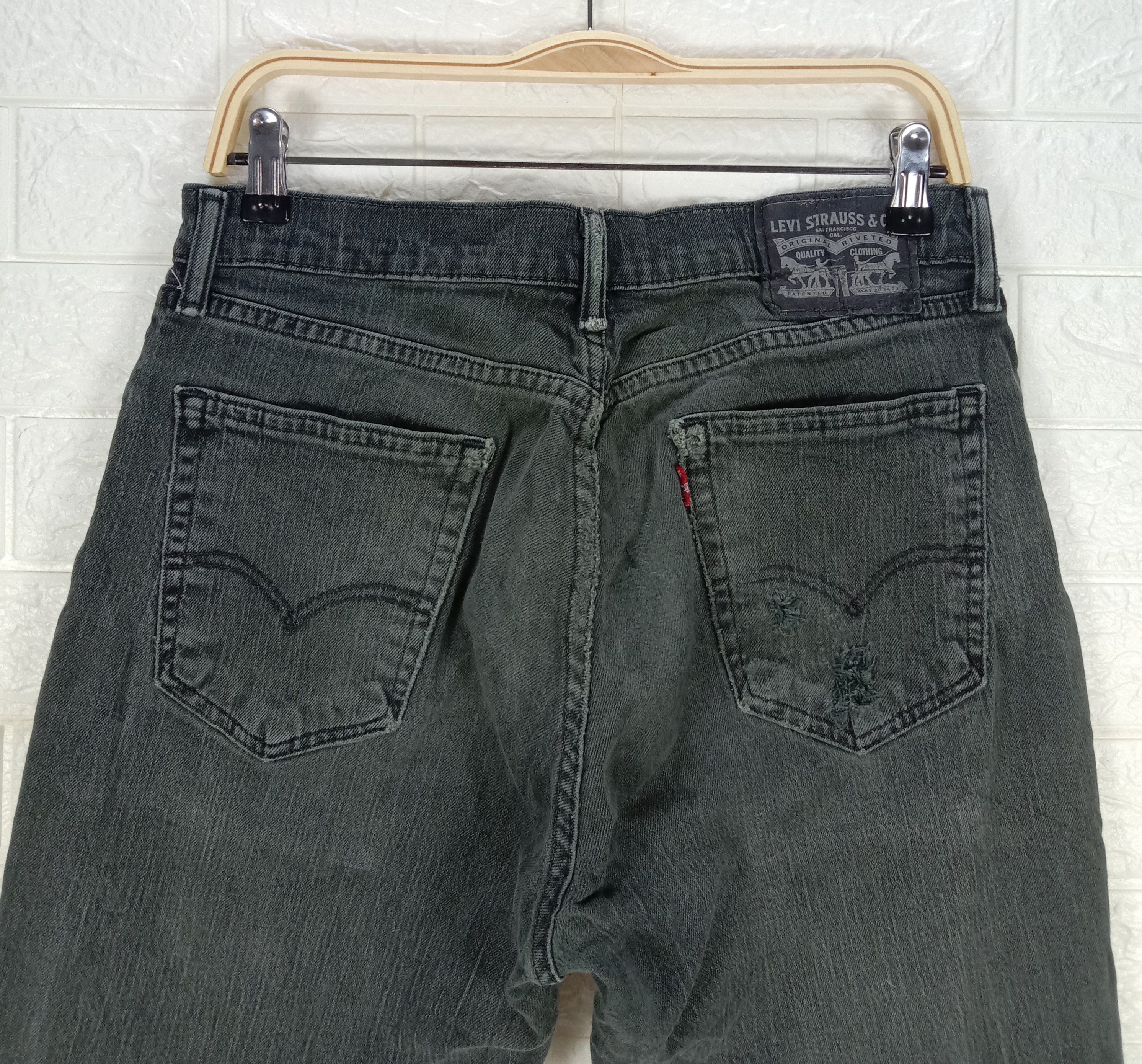 Levi's Vintage Levi's 511 Slim Jeans Faded Black Denim Size US 32 / EU 48 - 6 Thumbnail