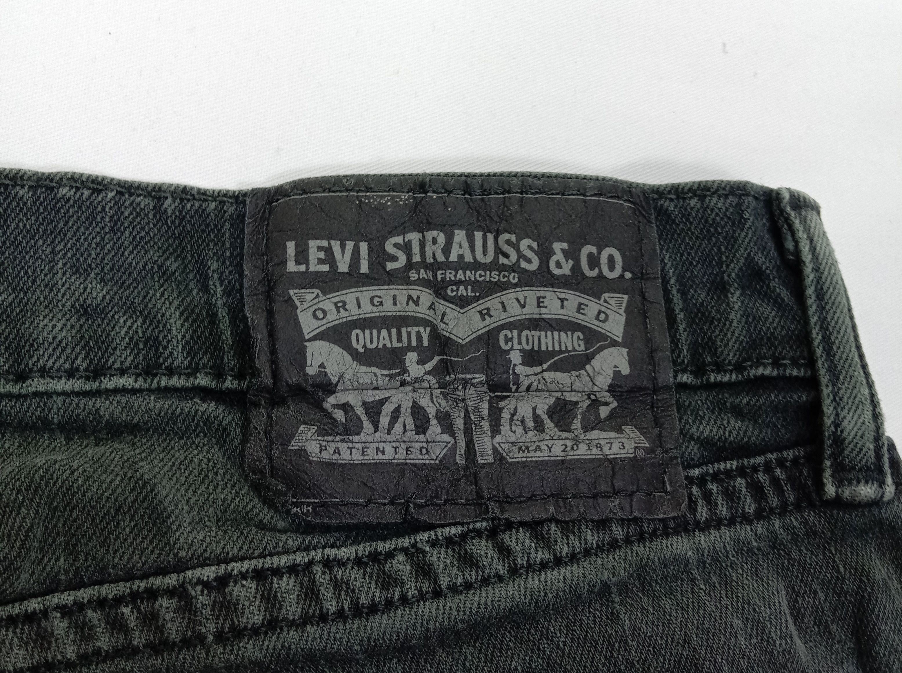 Levi's Vintage Levi's 511 Slim Jeans Faded Black Denim Size US 32 / EU 48 - 14 Thumbnail
