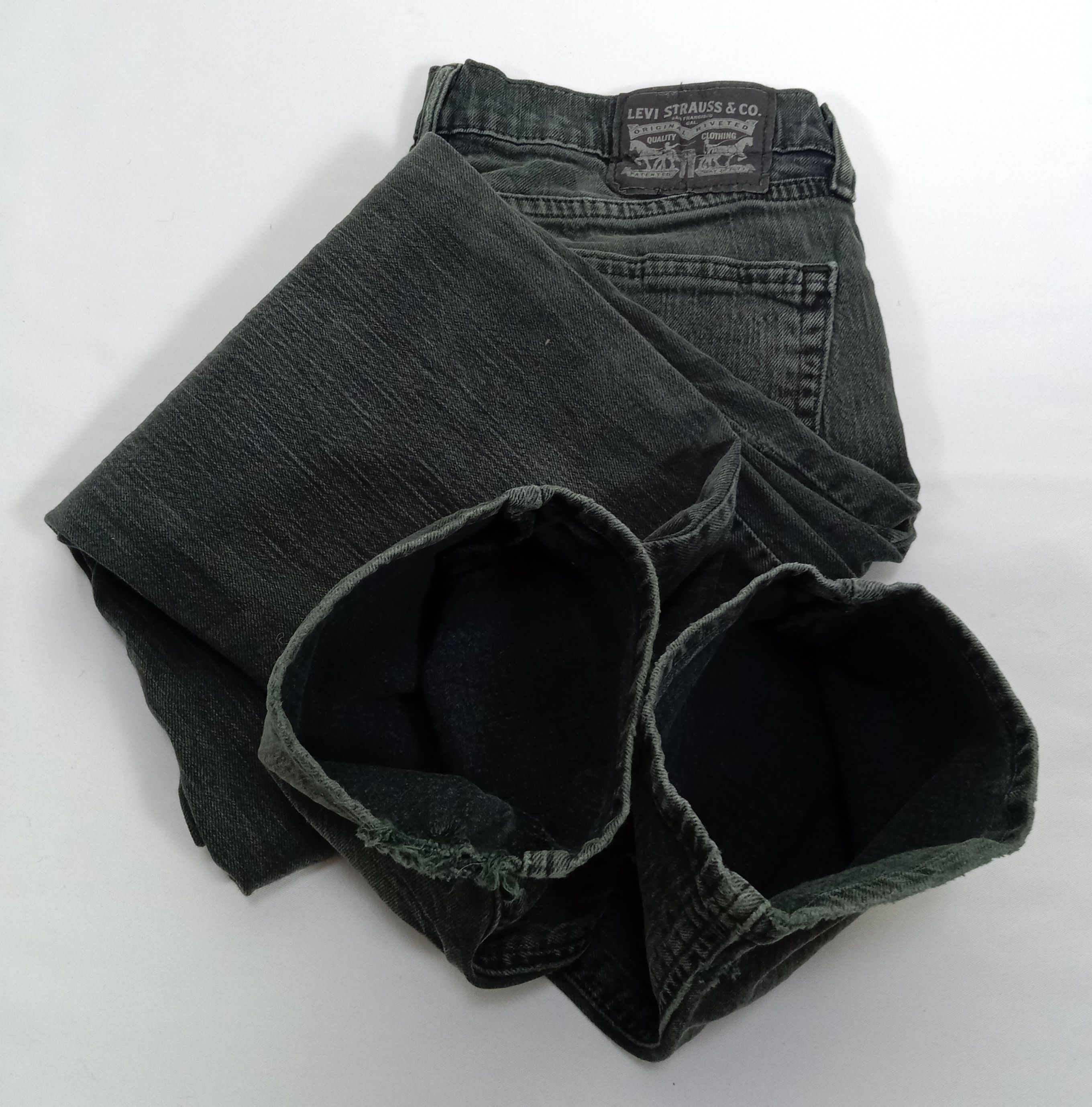 Levi's Vintage Levi's 511 Slim Jeans Faded Black Denim Size US 32 / EU 48 - 15 Thumbnail