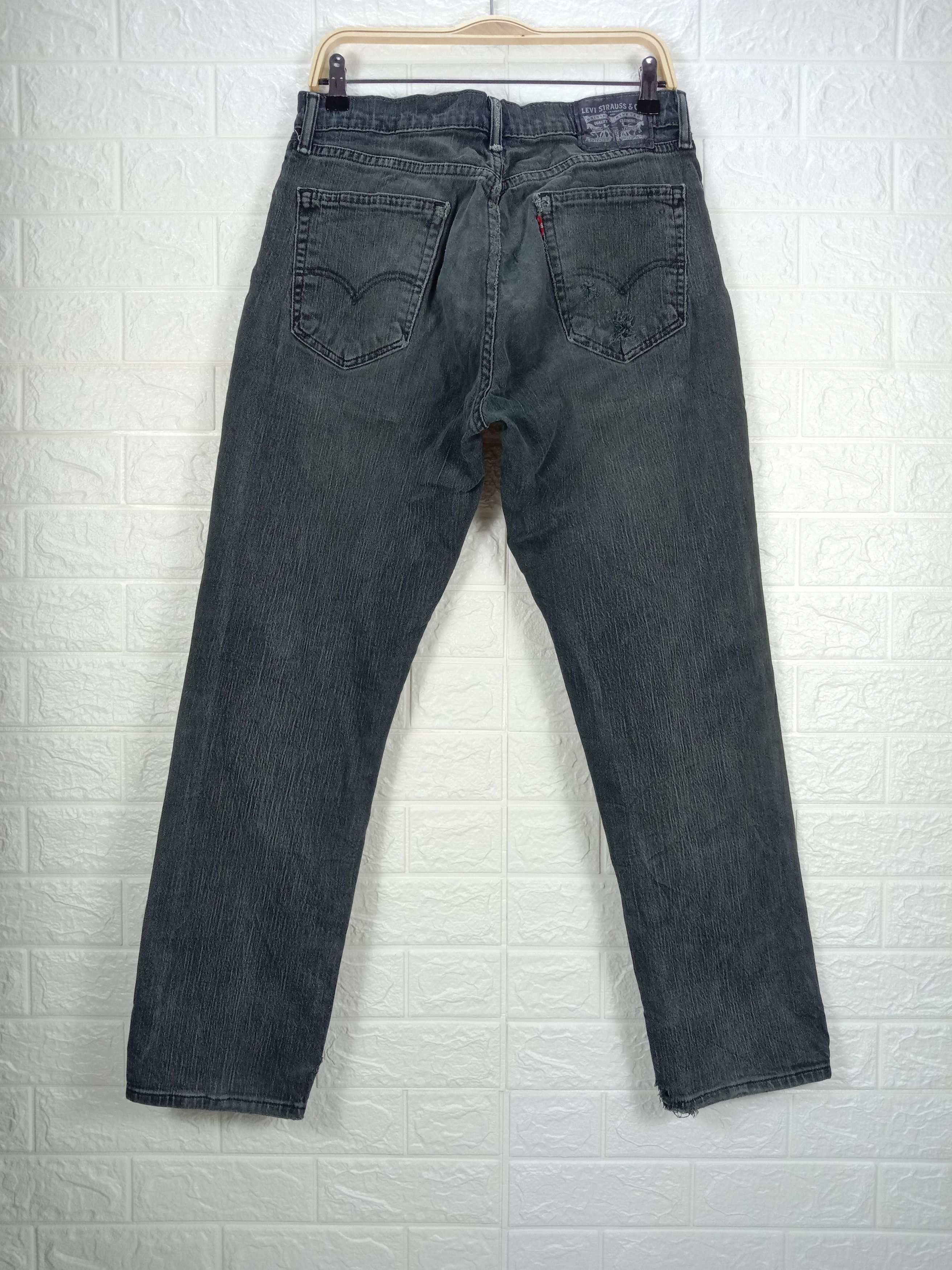 Levi's Vintage Levi's 511 Slim Jeans Faded Black Denim Size US 32 / EU 48 - 5 Thumbnail