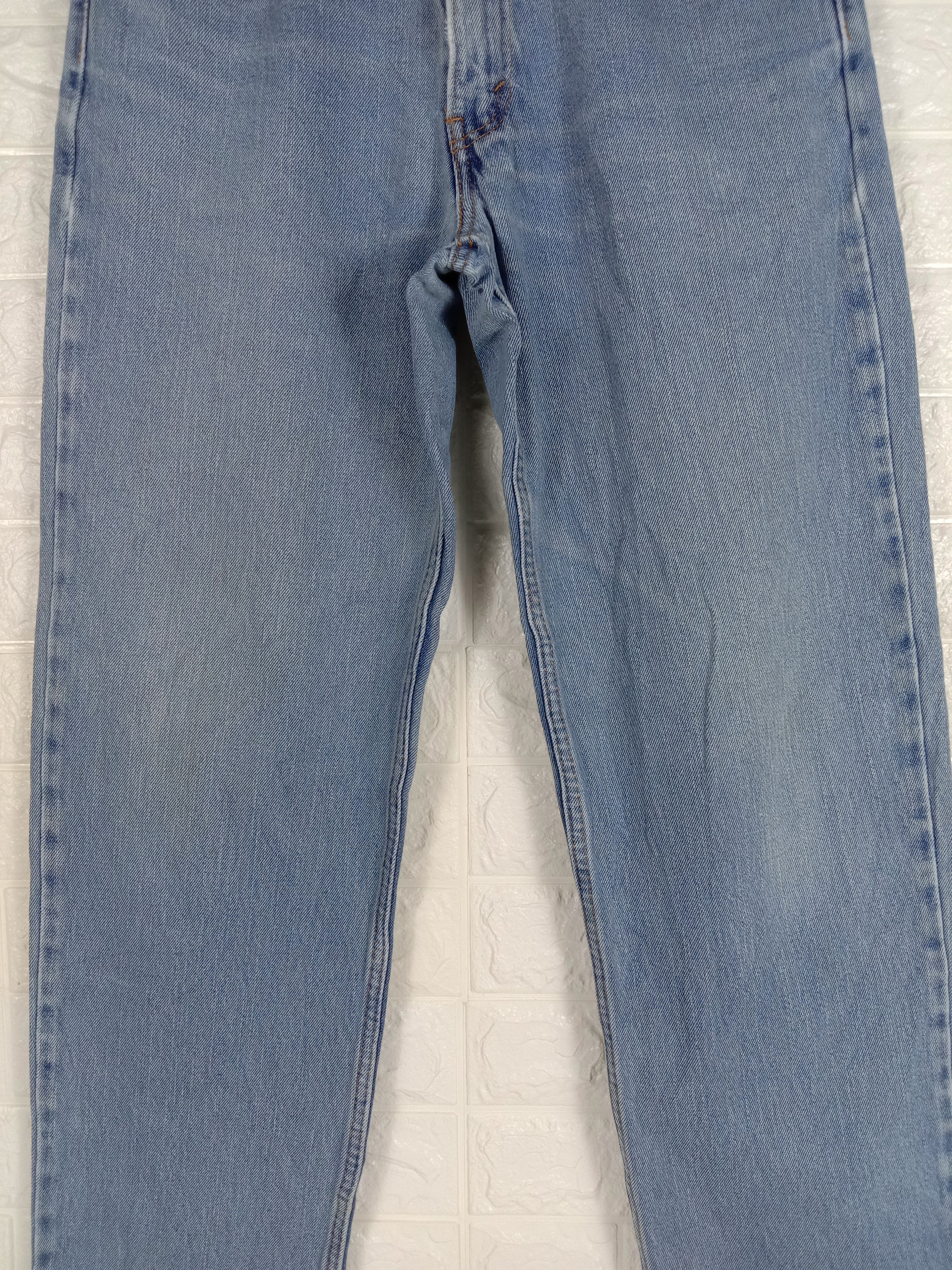 Levi's Vintage Levi's 550 Jeans Light Wash Relaxed Fit Denim Size US 32 / EU 48 - 3 Thumbnail