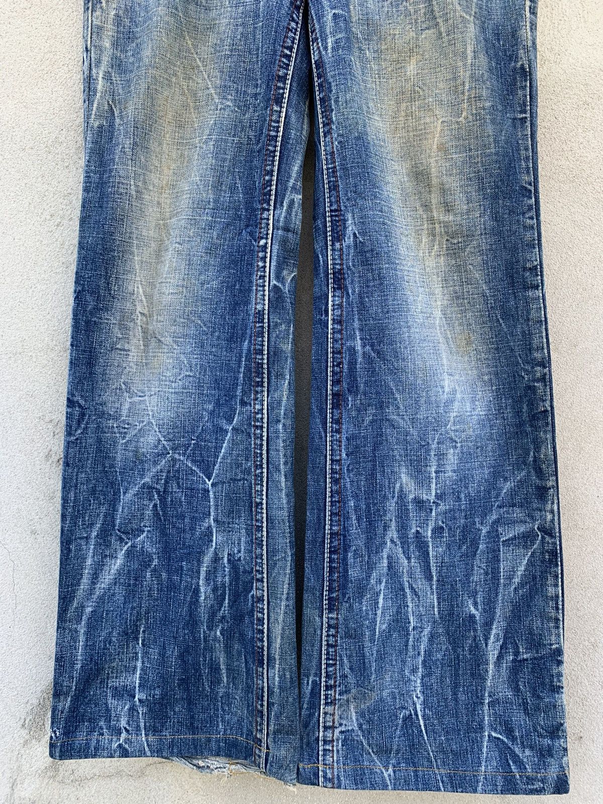 Japanese Brand Japanese Brand Pure Paradise Dirty Flare Denim Pants Size US 28 / EU 44 - 12 Thumbnail