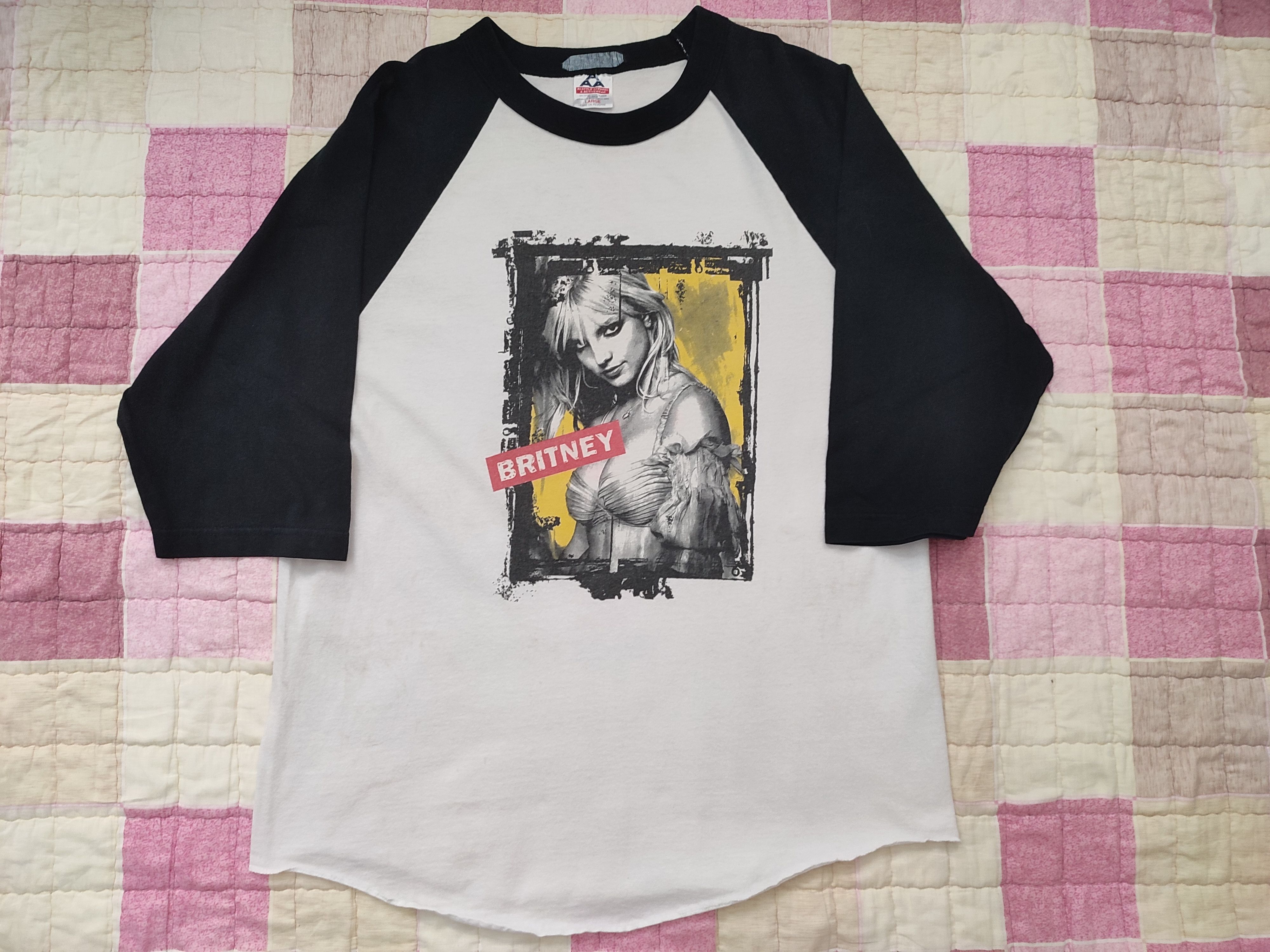 Band Tees ♦️Vintage Britney Spears 2001 Shirt Size US L / EU 52-54 / 3 - 5 Thumbnail