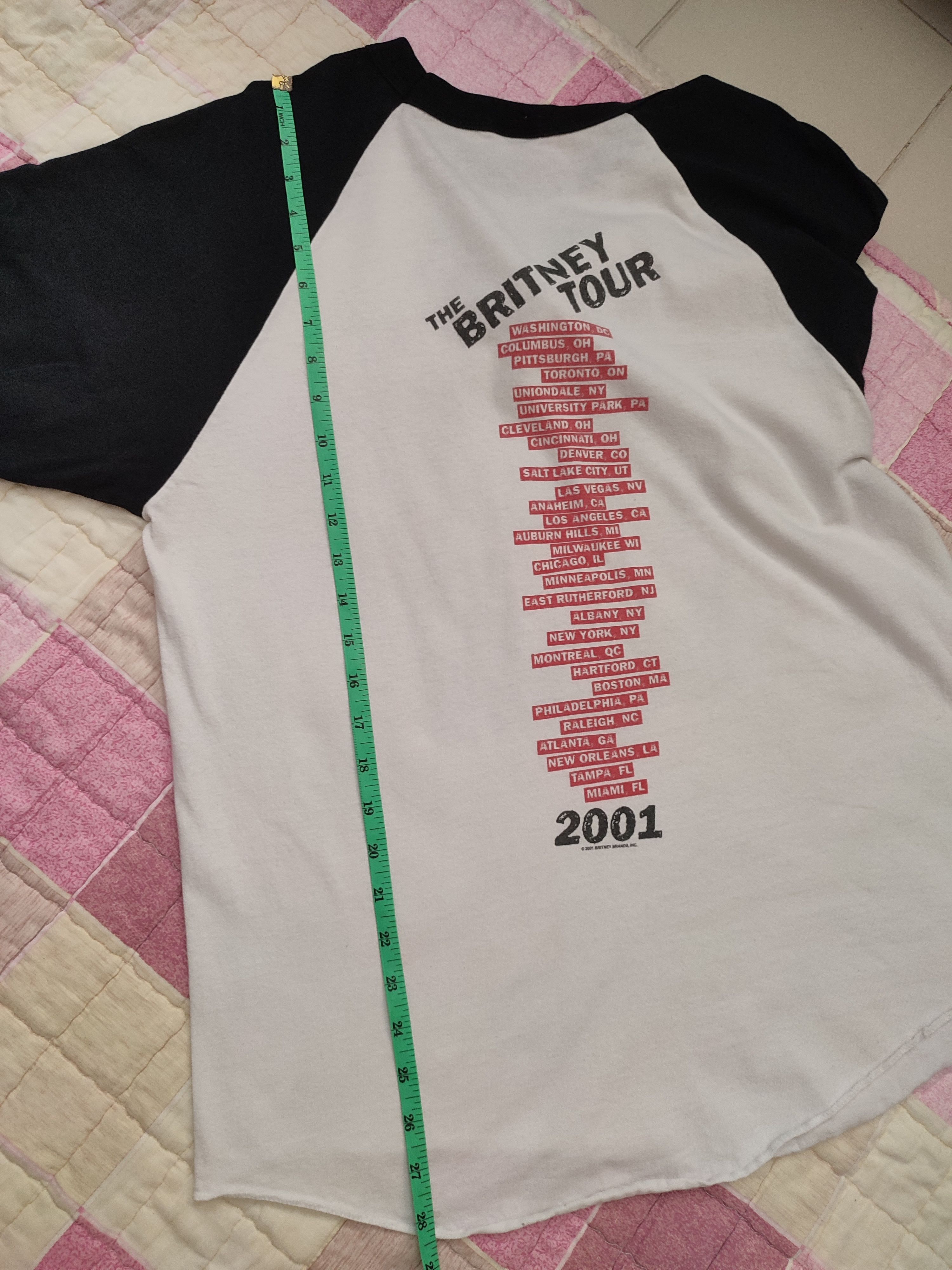 Band Tees ♦️Vintage Britney Spears 2001 Shirt Size US L / EU 52-54 / 3 - 10 Thumbnail