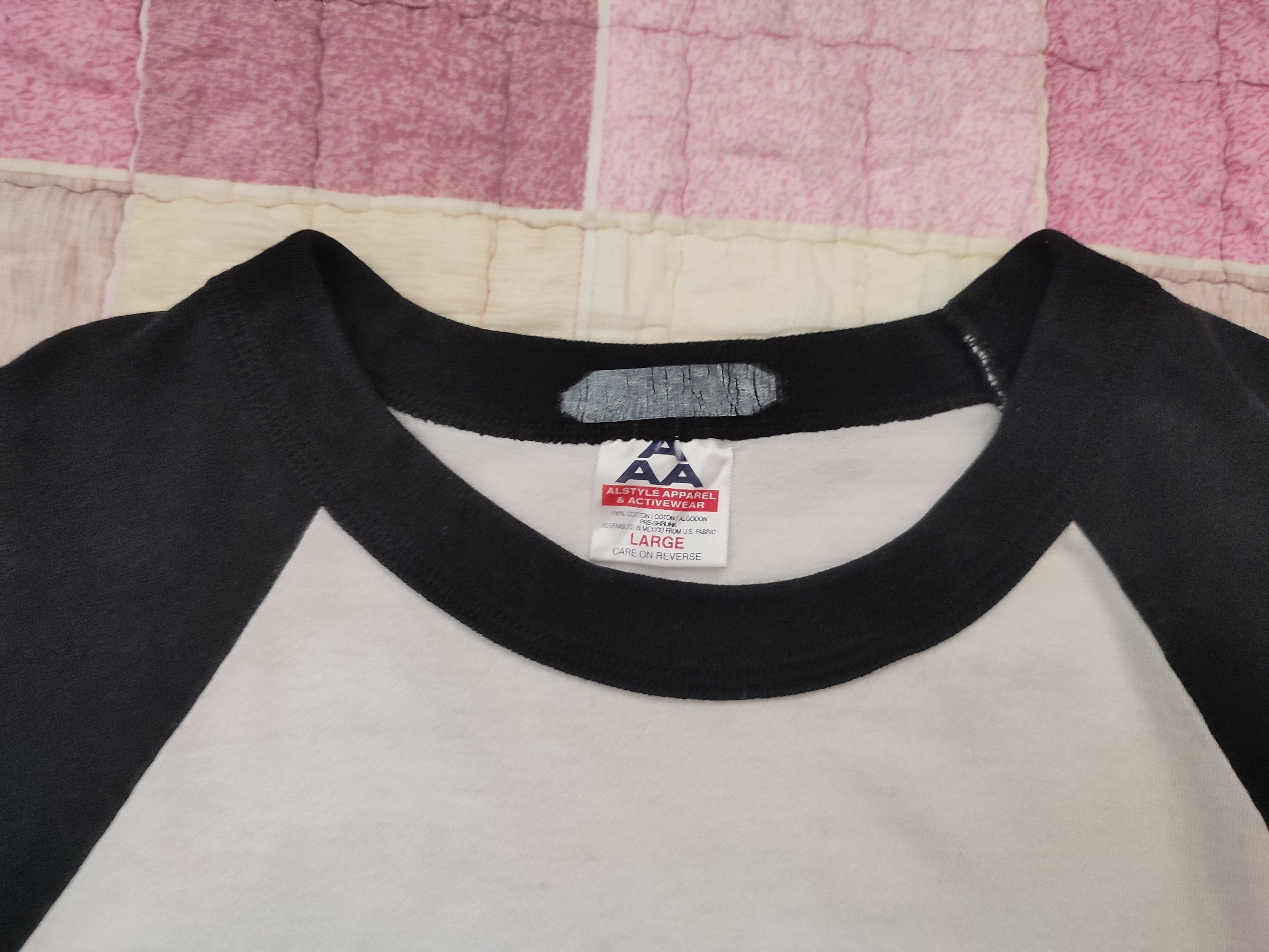 Band Tees ♦️Vintage Britney Spears 2001 Shirt Size US L / EU 52-54 / 3 - 7 Thumbnail