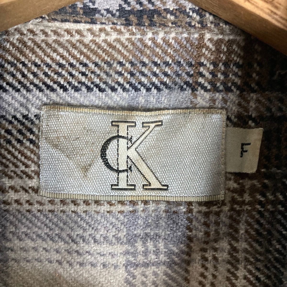 Calvin Klein Vintage Calvin Klein Button Up Shirt Size US M / EU 48-50 / 2 - 6 Thumbnail