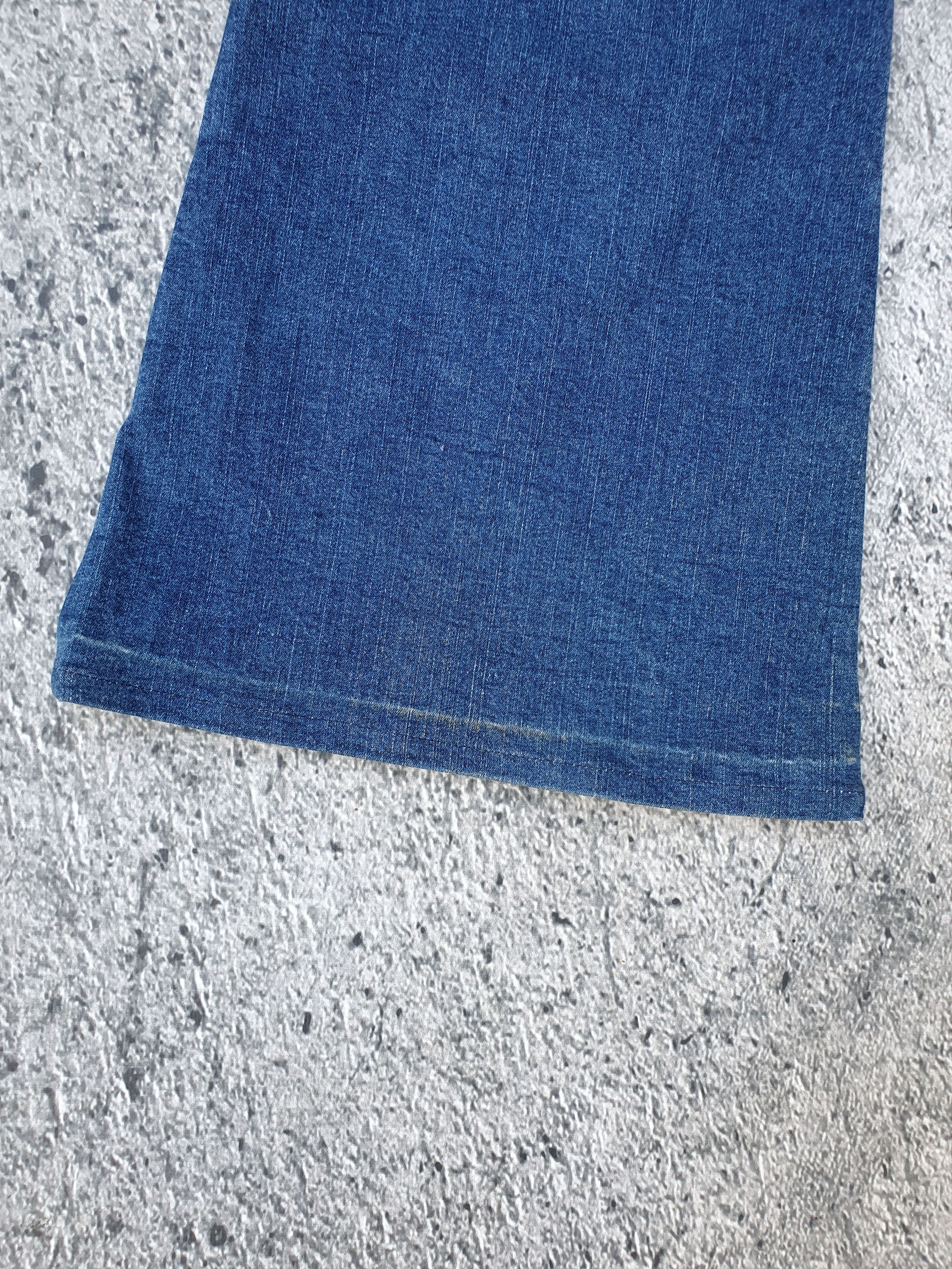 Coca Cola × Vintage Vintage coca cola hand painted flowers flared denim Size 30" / US 8 / IT 44 - 9 Thumbnail