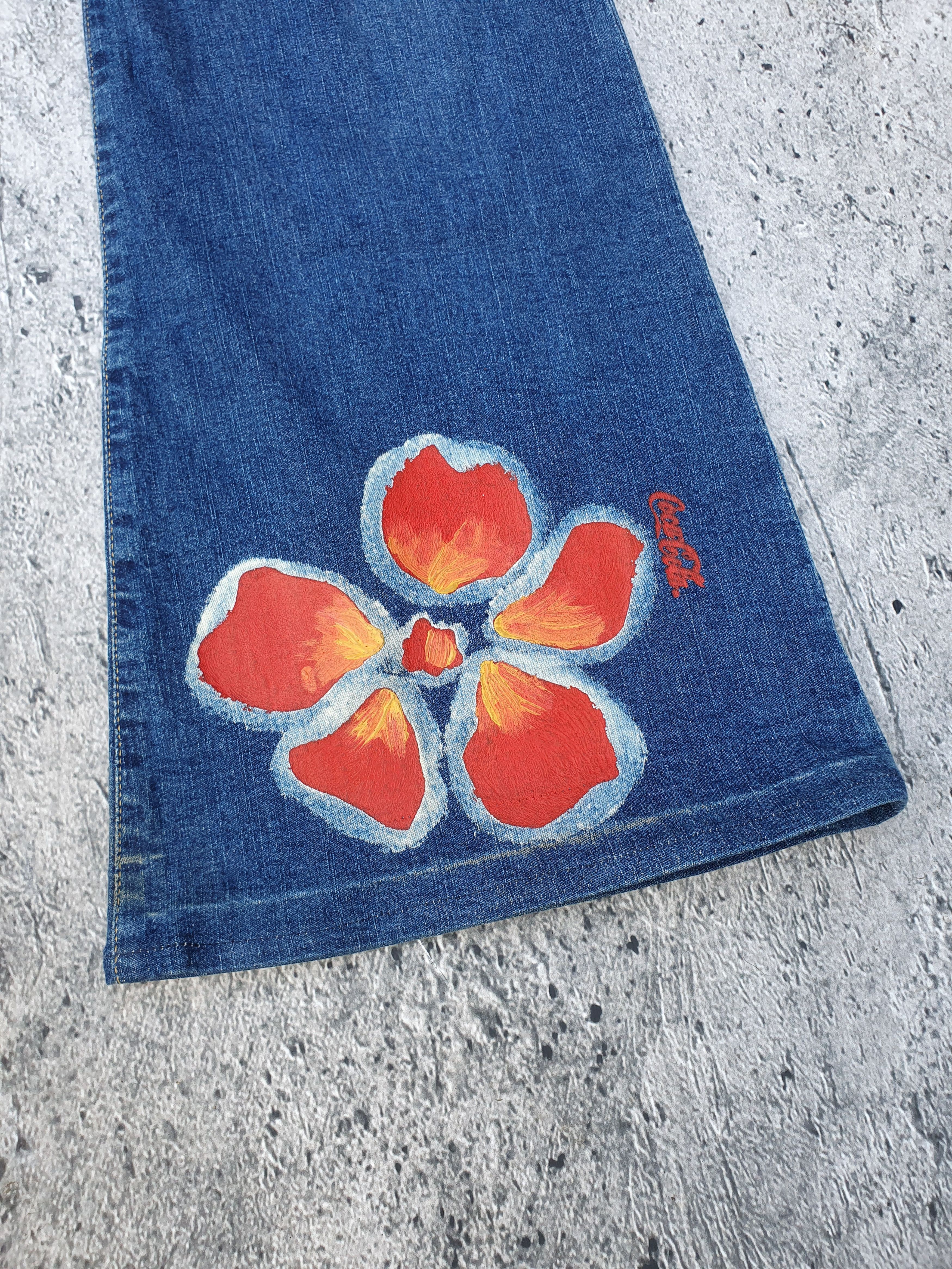 Coca Cola × Vintage Vintage coca cola hand painted flowers flared denim Size 30" / US 8 / IT 44 - 4 Thumbnail