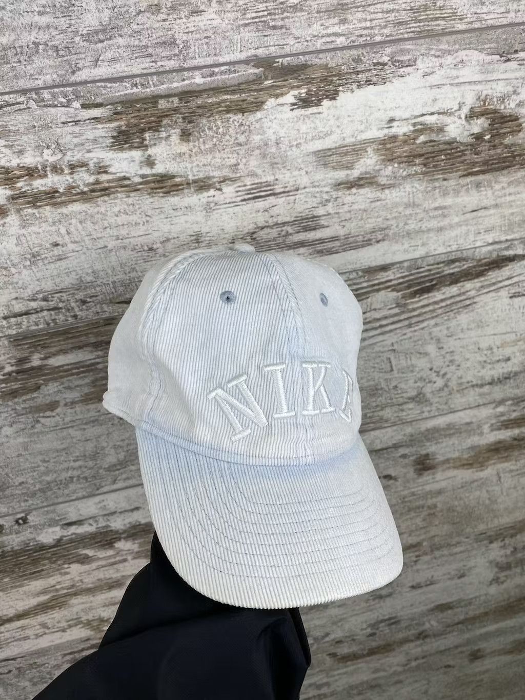 Nike × Vintage Mens Vintage Nike big logo cap rare streetwear y2k 90s Size ONE SIZE - 1 Thumbnail