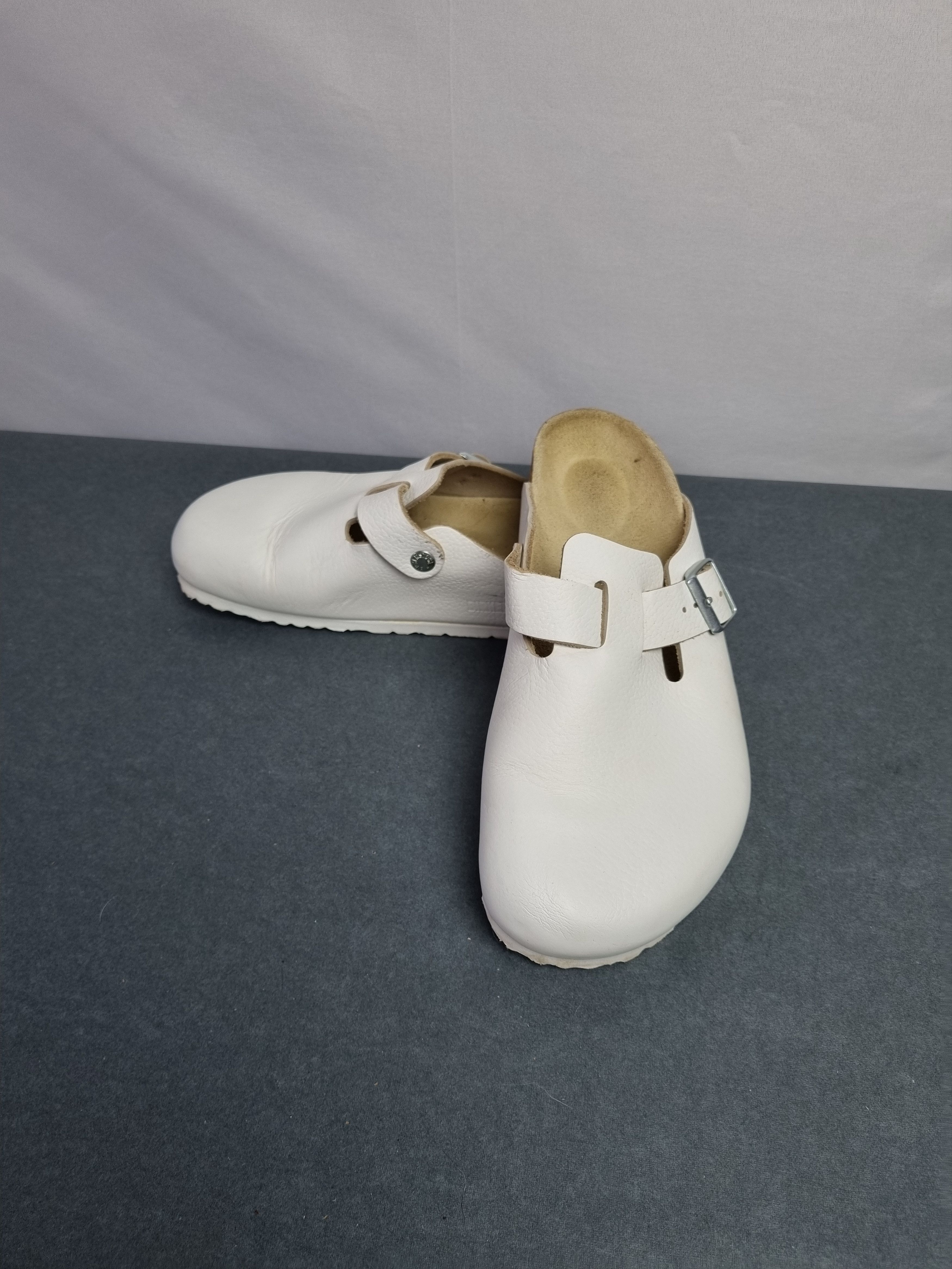 Birkenstock Birkenstock Leather White Sandals Slipons Size US 8 / EU 41 - 3 Thumbnail