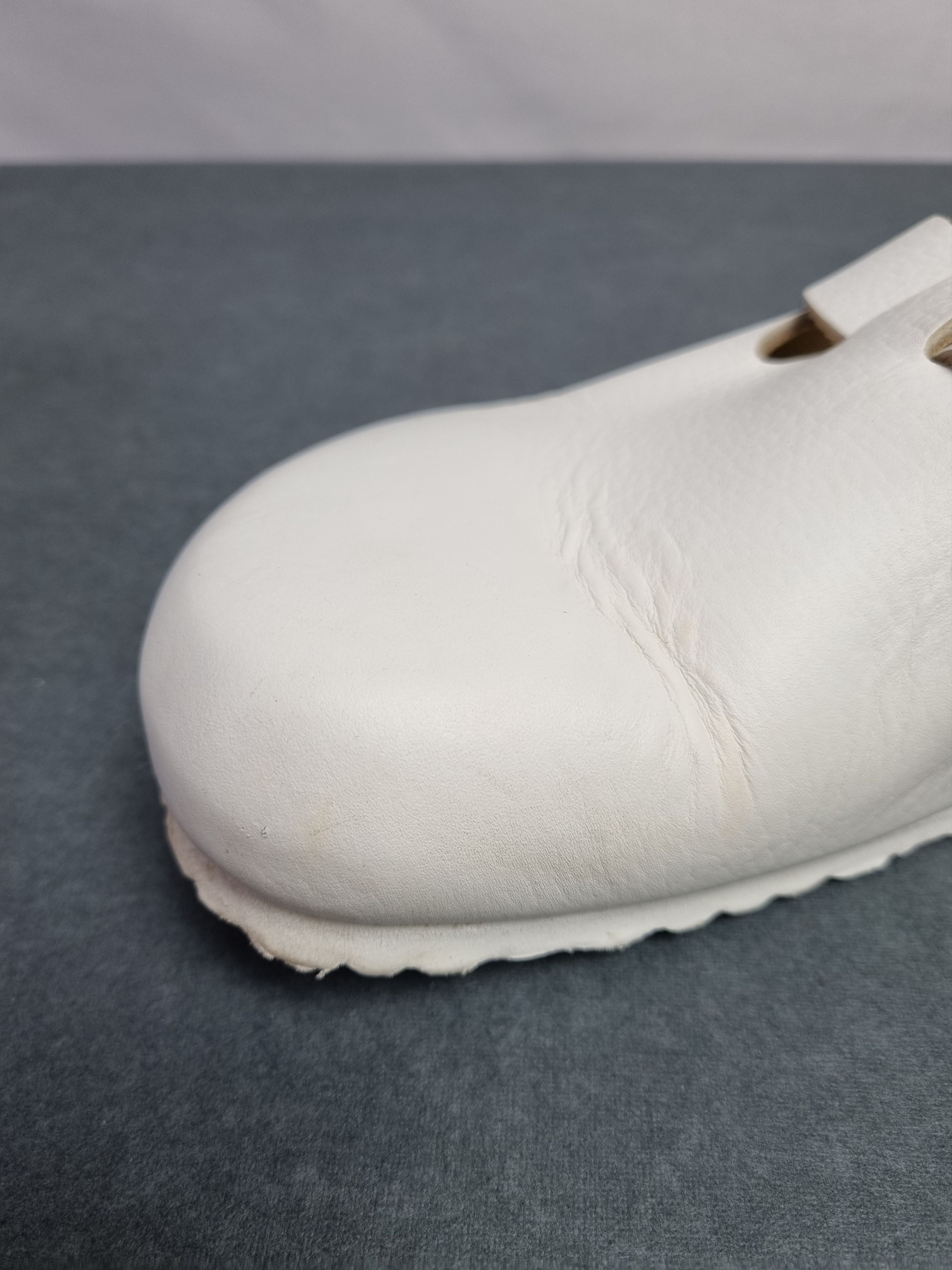 Birkenstock Birkenstock Leather White Sandals Slipons Size US 8 / EU 41 - 18 Thumbnail