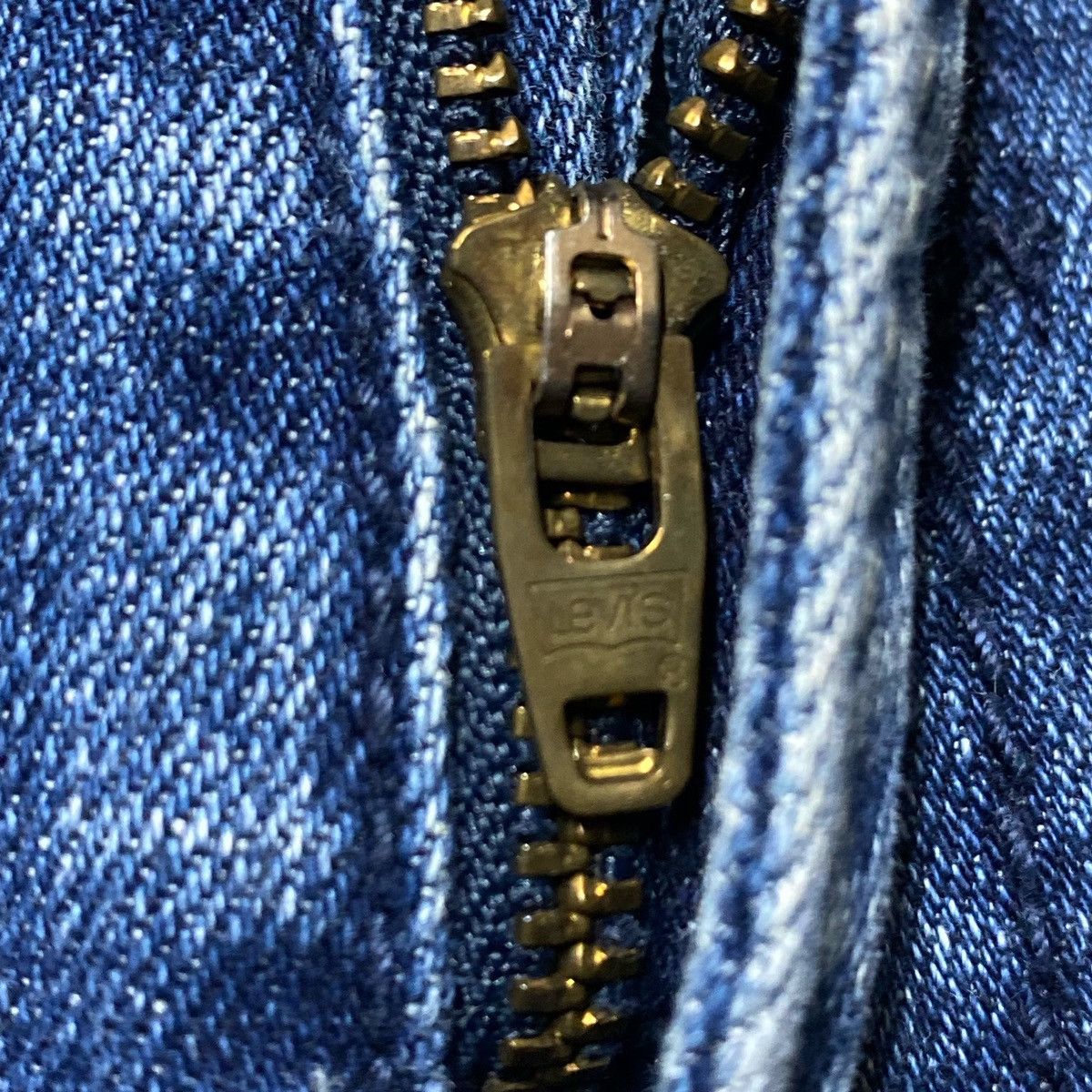 If Six Was Nine × Le Grande Bleu (L.G.B.) × Levi's Vintage Levi’s Distressed Pants Size US 34 / EU 50 - 11 Thumbnail