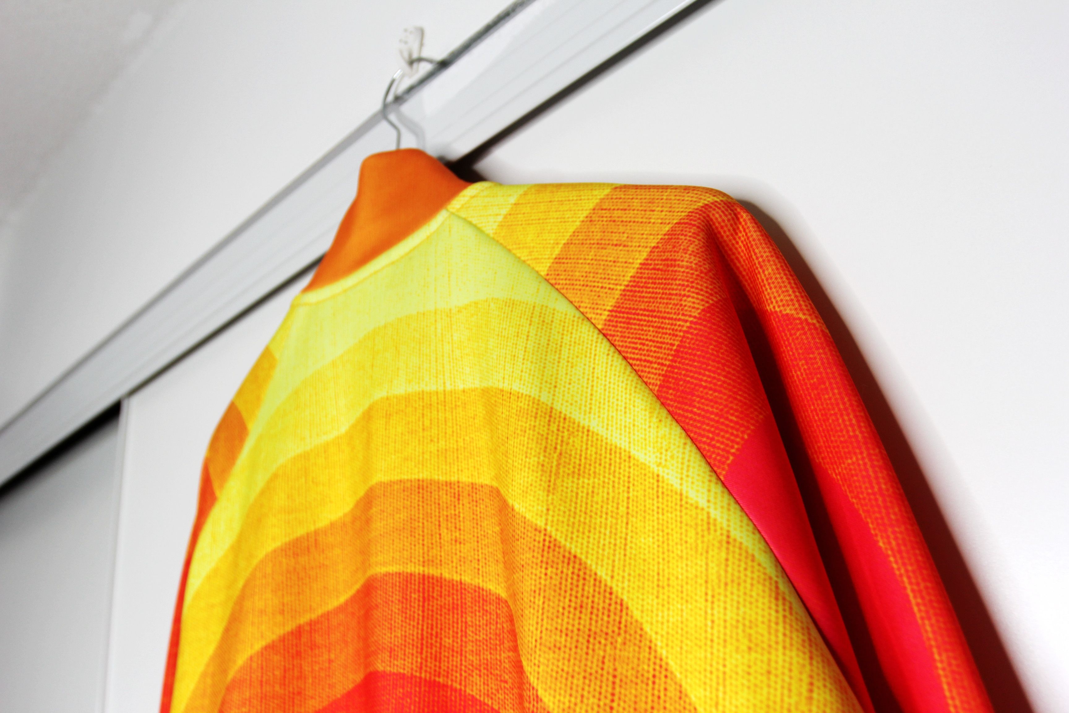 Dries Van Noten BNWT SS19 DRIES VAN NOTEN x VERNER PANTON HOBSON JACKET L Size US L / EU 52-54 / 3 - 5 Thumbnail