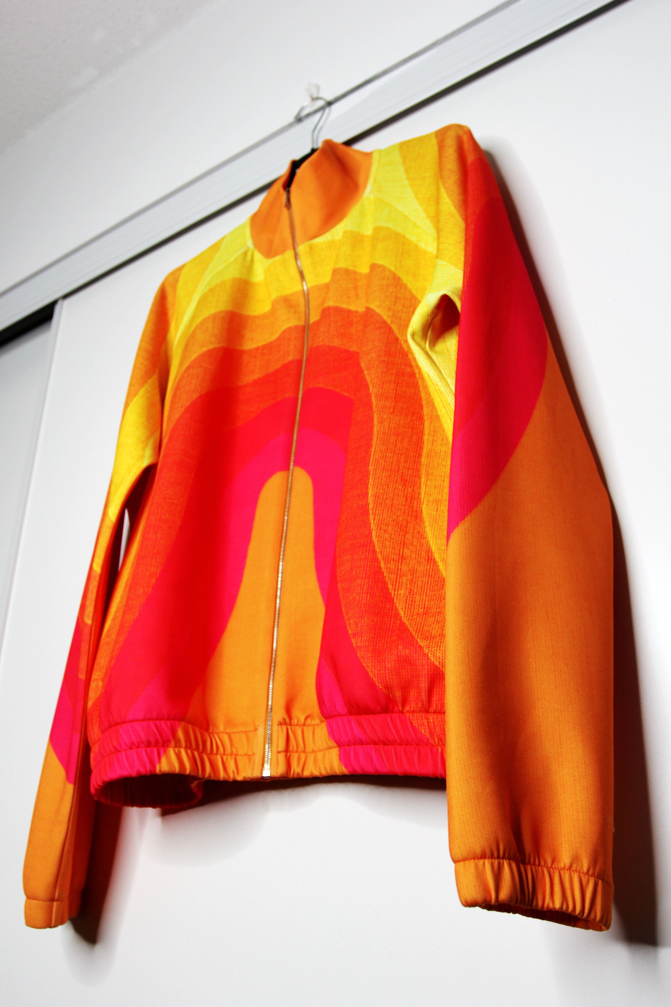 Dries Van Noten BNWT SS19 DRIES VAN NOTEN x VERNER PANTON HOBSON JACKET L Size US L / EU 52-54 / 3 - 4 Thumbnail