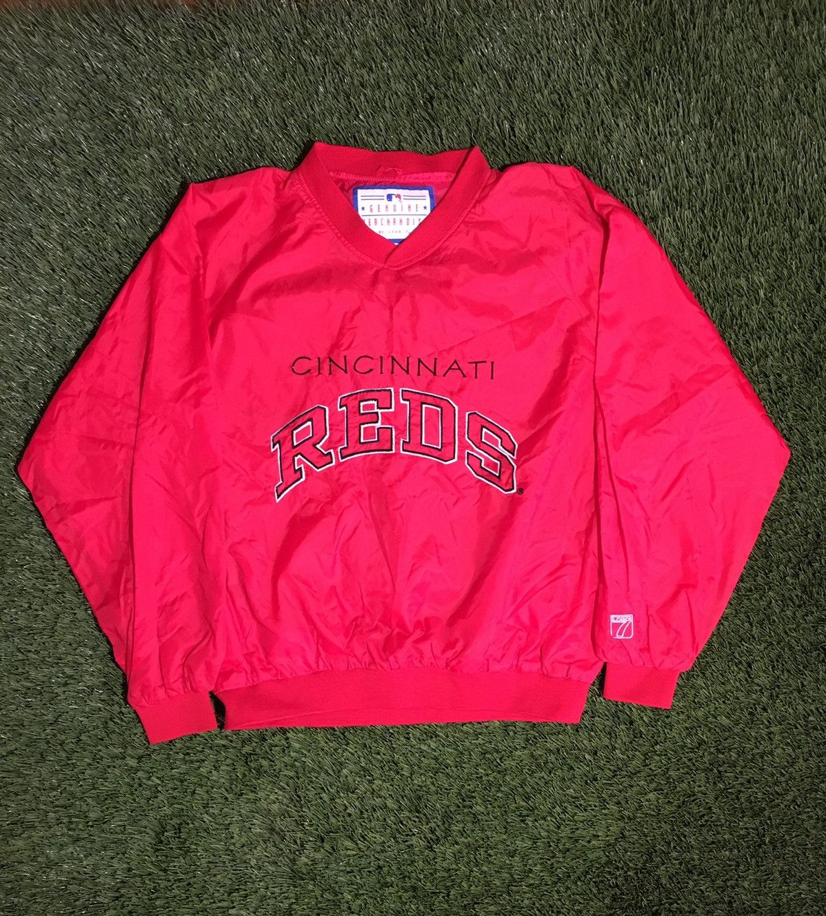 Logo 7 × Vintage Vintage MLB Cincinnati Reds Pullover Size US M / EU 48-50 / 2 - 1 Thumbnail