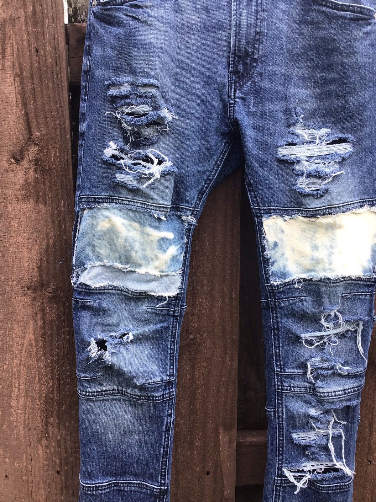 H&M Reconstruction jeans 01 Size US 31 - 6 Thumbnail