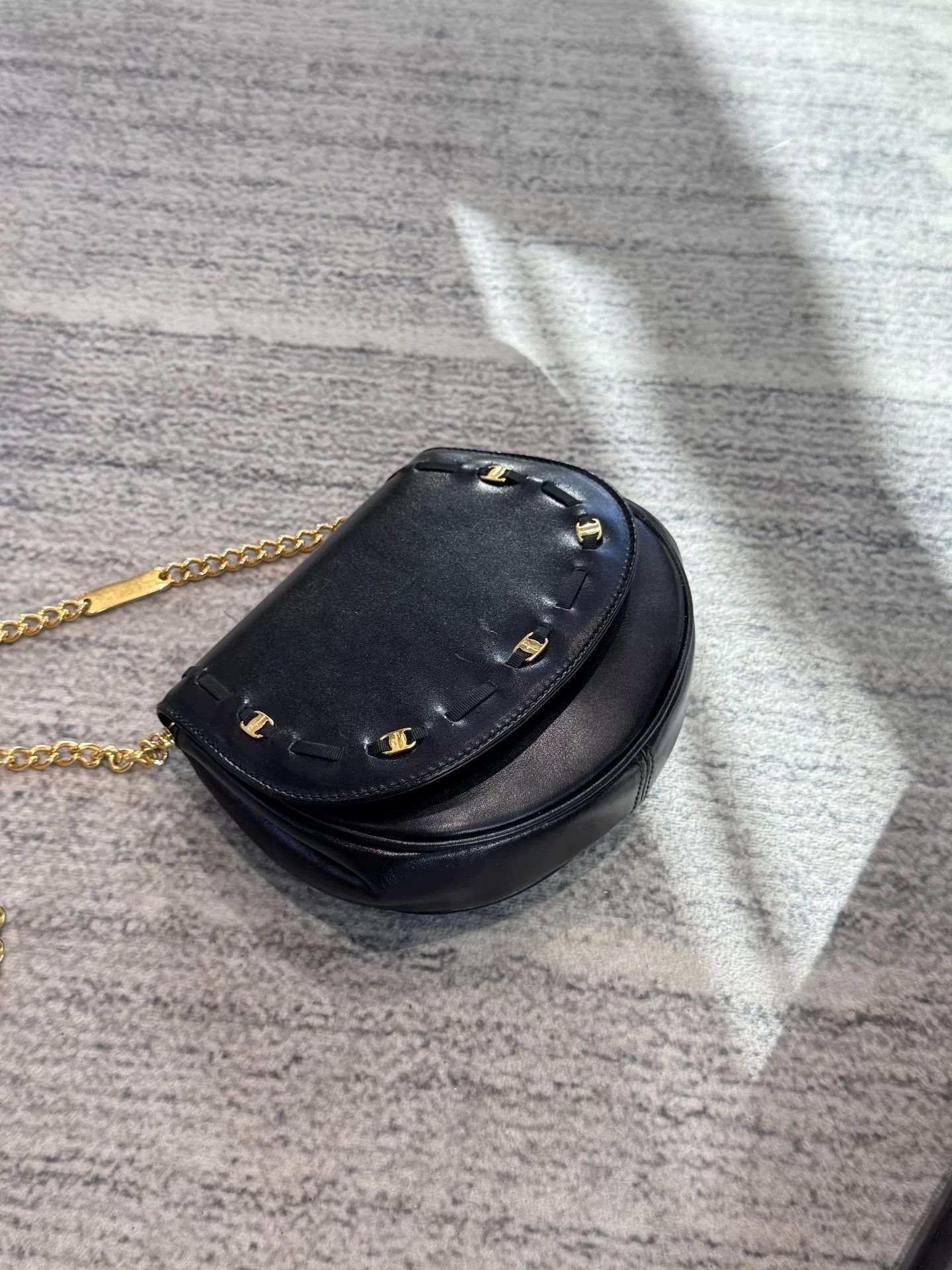 Salvatore Ferragamo Ferragamo Black Gold Chain Minibag Size ONE SIZE - 2 Thumbnail