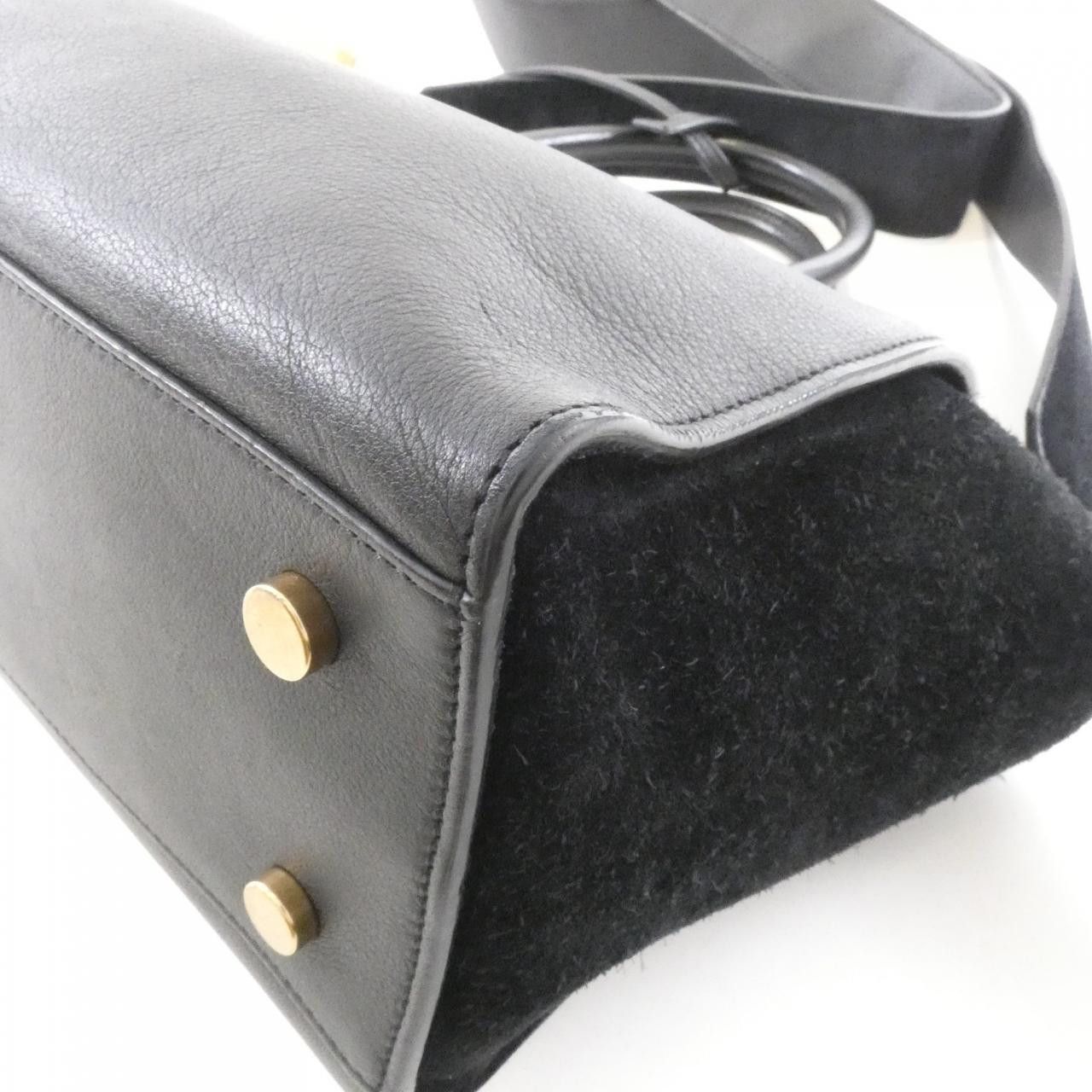Yves Saint Laurent Yves Saint Laurent Saint Laurent Downtown Calf Suede Shoulder Bag Leather Shoulder Bag 436834BJ5XW DUTY FREE for USA Size ONE SIZE - 3 Thumbnail