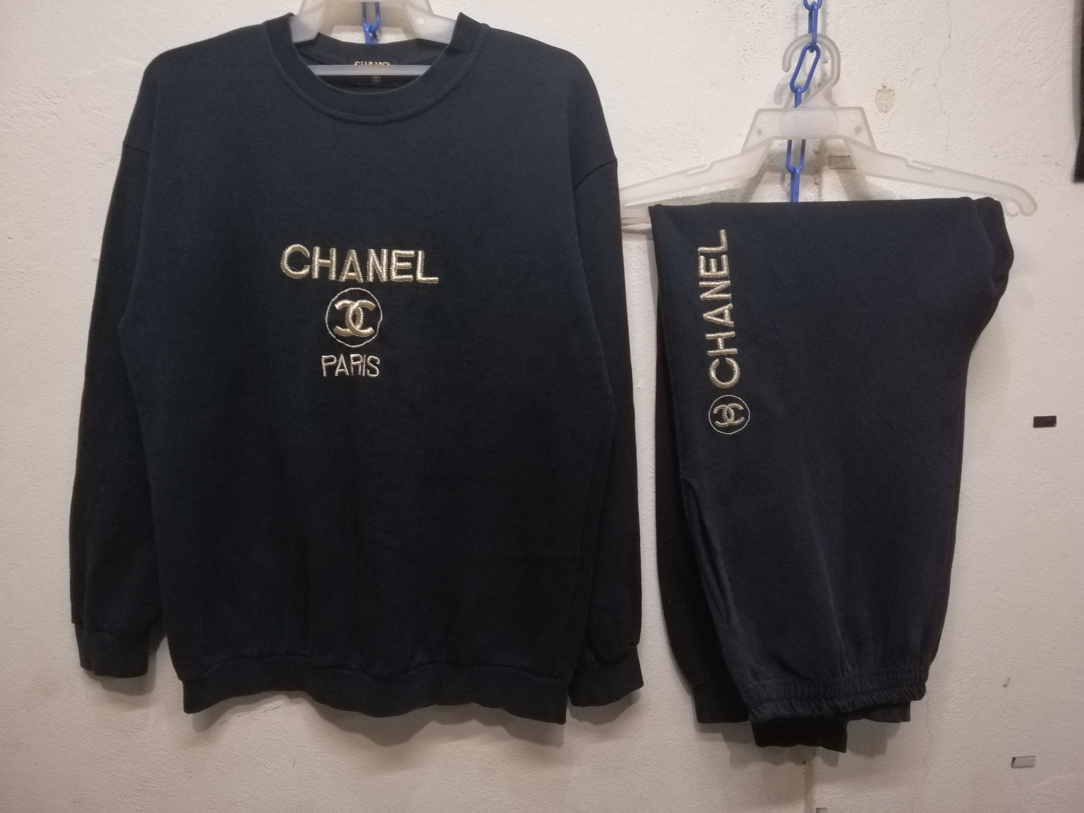 Vintage Vintage Chanel Paris Embroidery Logo Sweatshirt With Jogger Pants