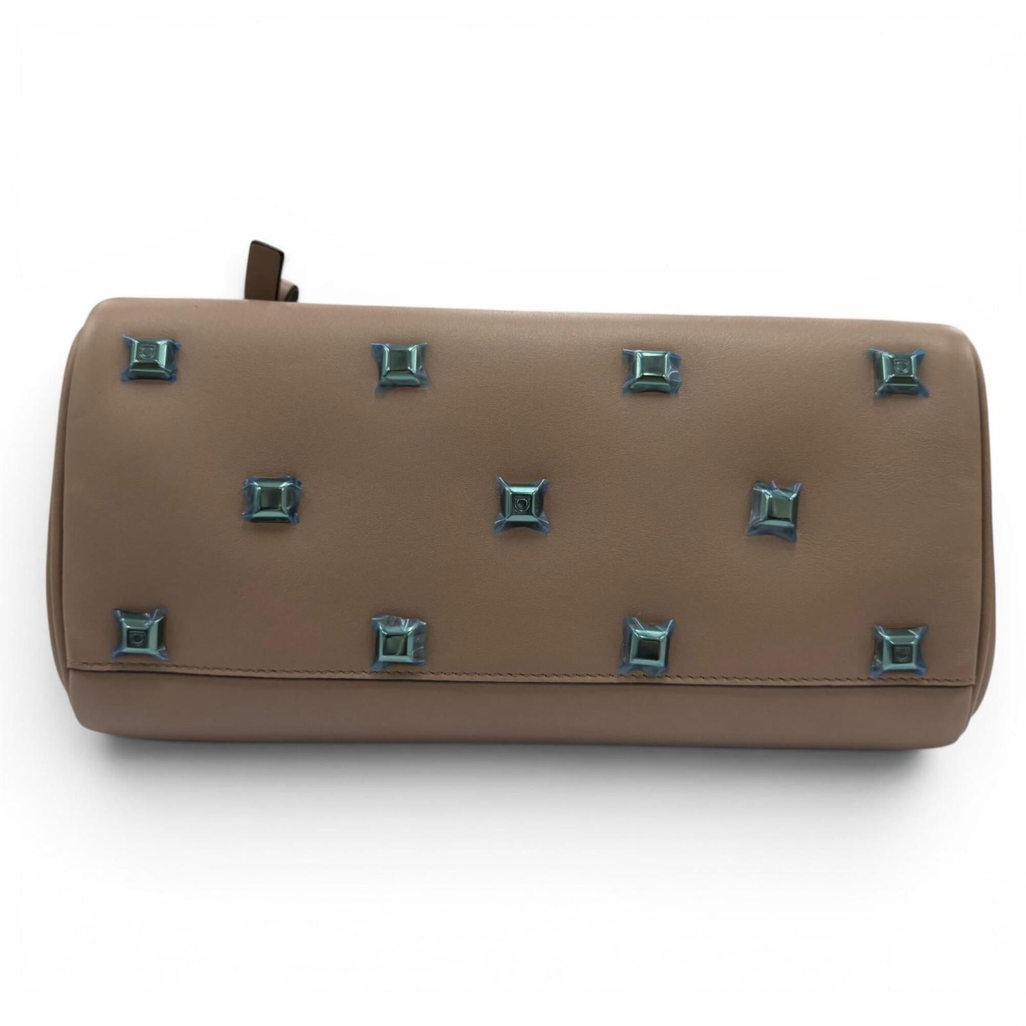 Salvatore Ferragamo Salvatore Ferragamo Studio Gancini Soft Leather 2-Way Shoulder Bag/Handbag, Brown, Made in Italy, Women's, with Dust Bag. Size ONE SIZE - 4 Thumbnail