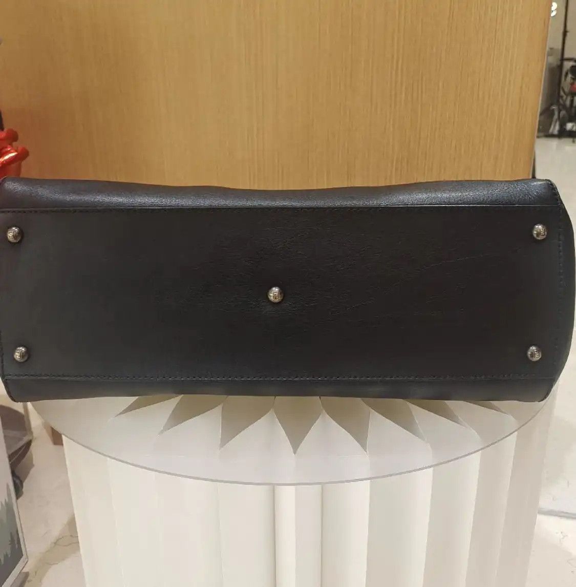 Fendi FENDI Peekaboo Large black cowhide leather shoulder bag Size ONE SIZE - 9 Thumbnail