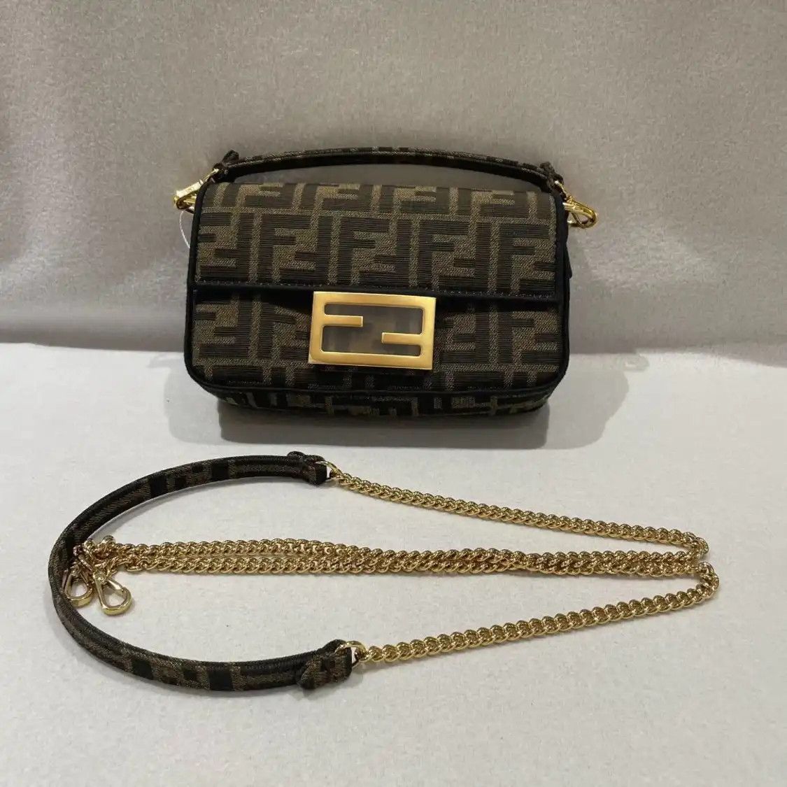 Fendi FENDI Baguette mini brown fabric doubleF jacquard baguette bag crossbody bag gol Size ONE SIZE - 2 Thumbnail