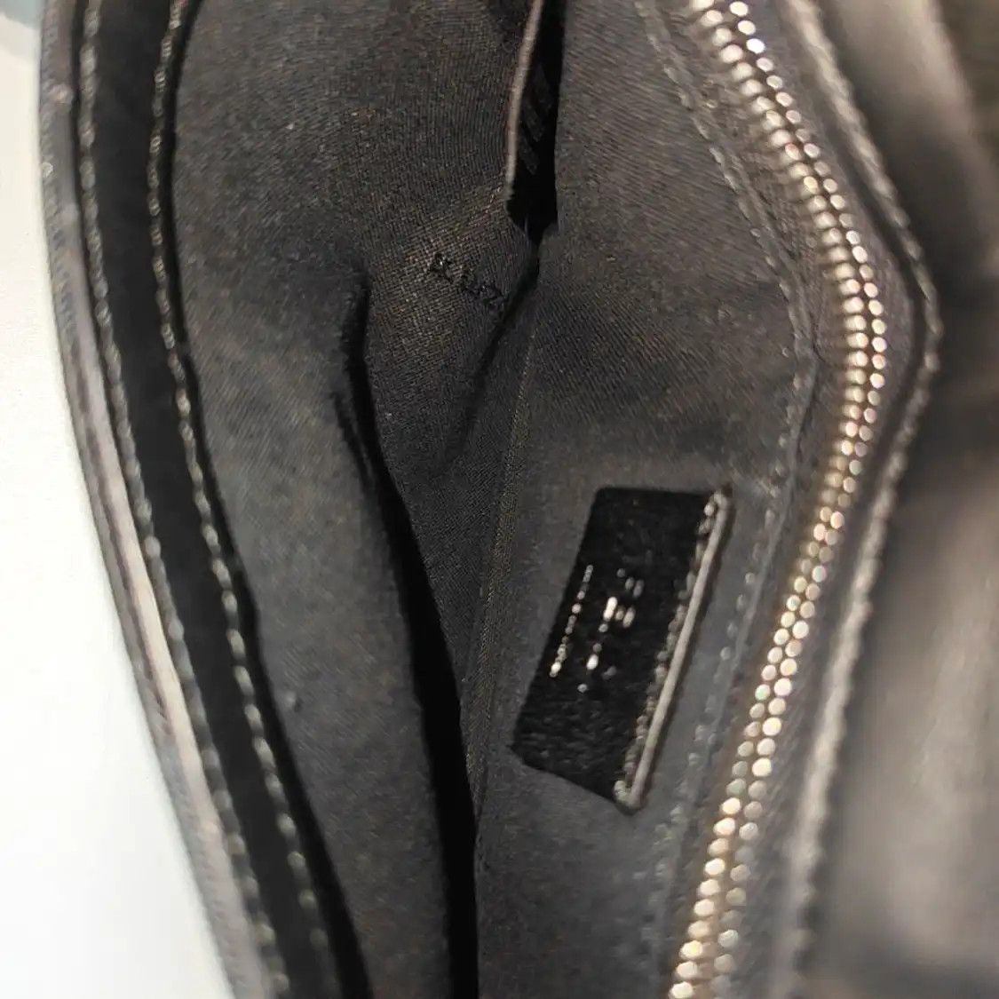 Fendi FENDI Baguette black fabric doubleF shoulder bag silver hardware detachable stra Size ONE SIZE - 7 Thumbnail