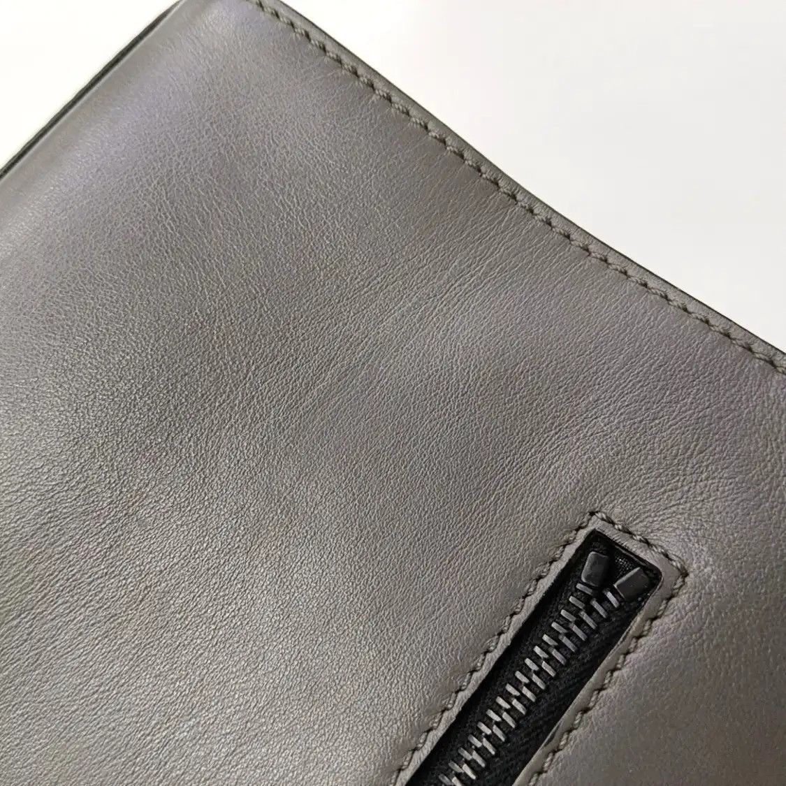 Fendi FENDI Lui grey cowhide leather shoulder bag handbag crossbody bag black hardware Size ONE SIZE - 10 Thumbnail