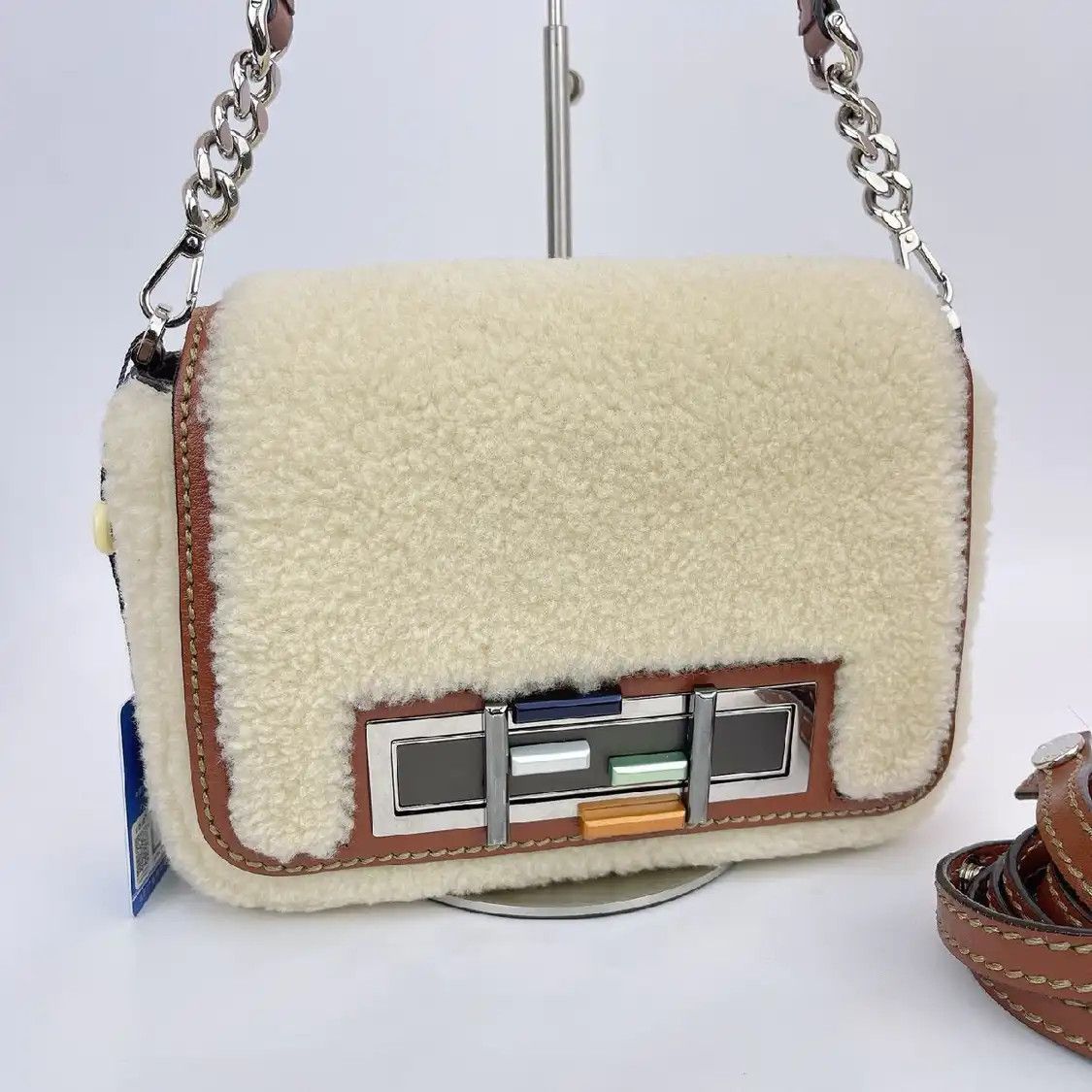 Fendi FENDI Baguette white fabric crossbody bag Size ONE SIZE - 2 Thumbnail