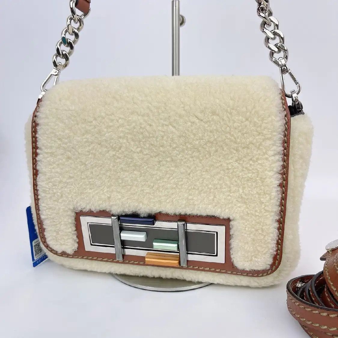 Fendi FENDI Baguette white fabric crossbody bag Size ONE SIZE - 3 Thumbnail