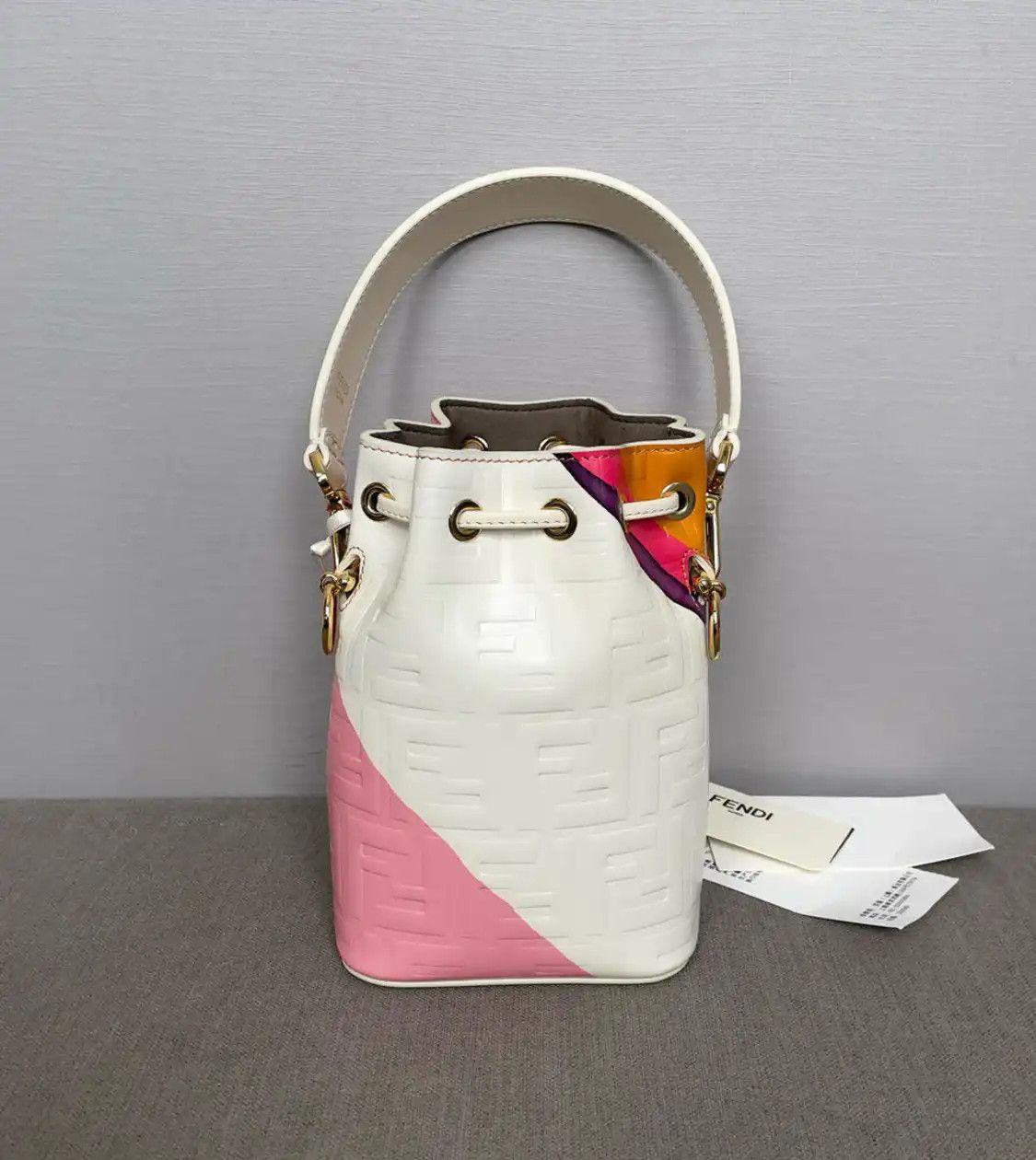Fendi FENDI Mon Tresor Small yellow cowhide leather doubleF applique handbag detachabl Size ONE SIZE - 2 Thumbnail
